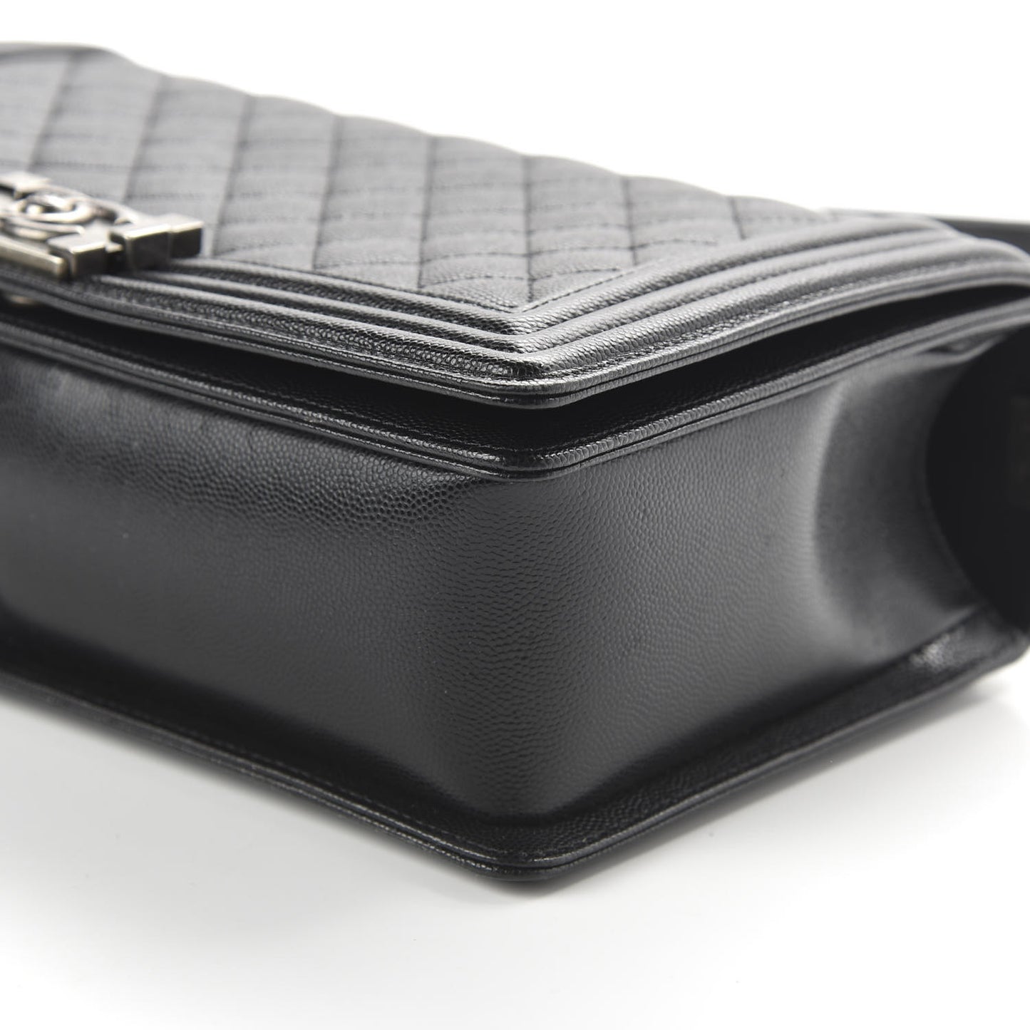 Caviar Quilted New Medium Boy Flap Black