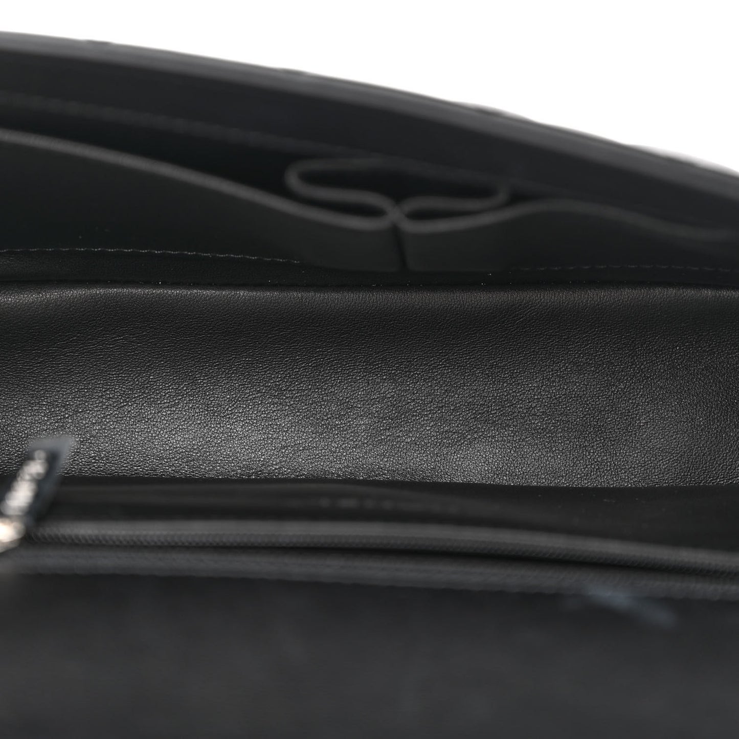 Lambskin Quilted Medium CC Filigree Flap Black