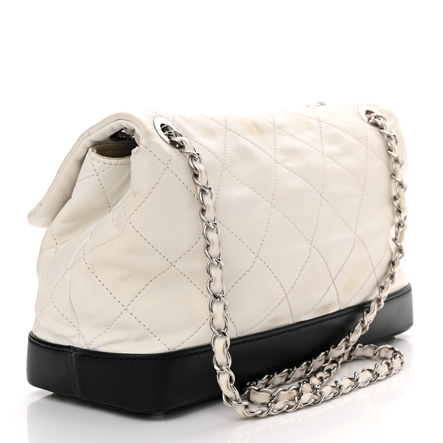 Chanel Calfskin Quilted VIP Flap White Black 3 of 21