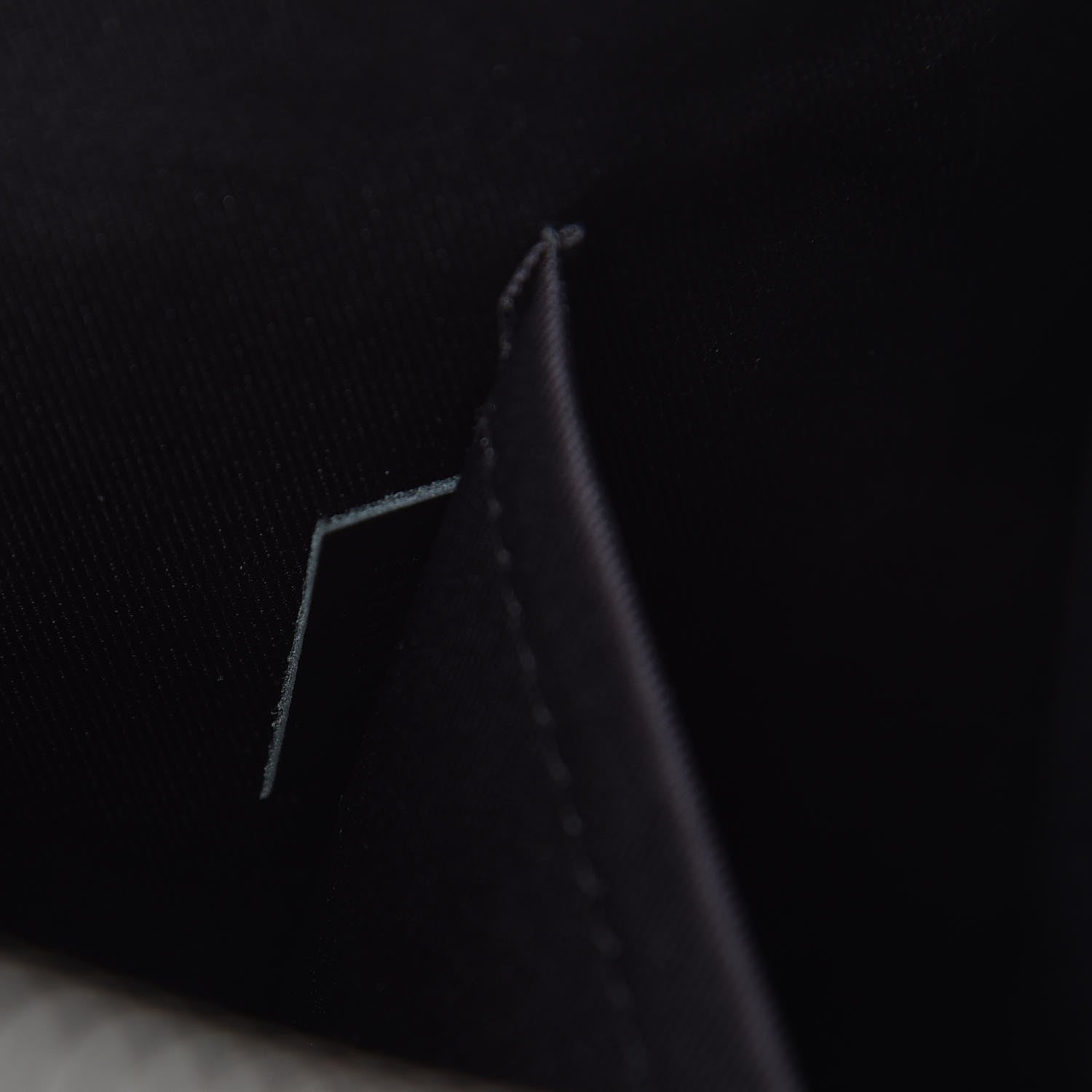 Louis Vuitton Damier Infini Discovery Pochette GM Onyx Silver 7 of 10