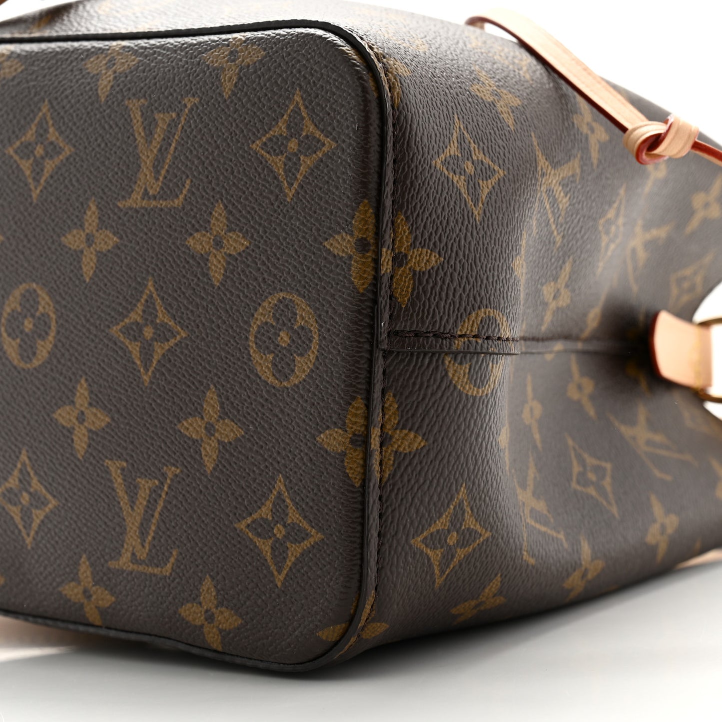 Monogram Neonoe BB