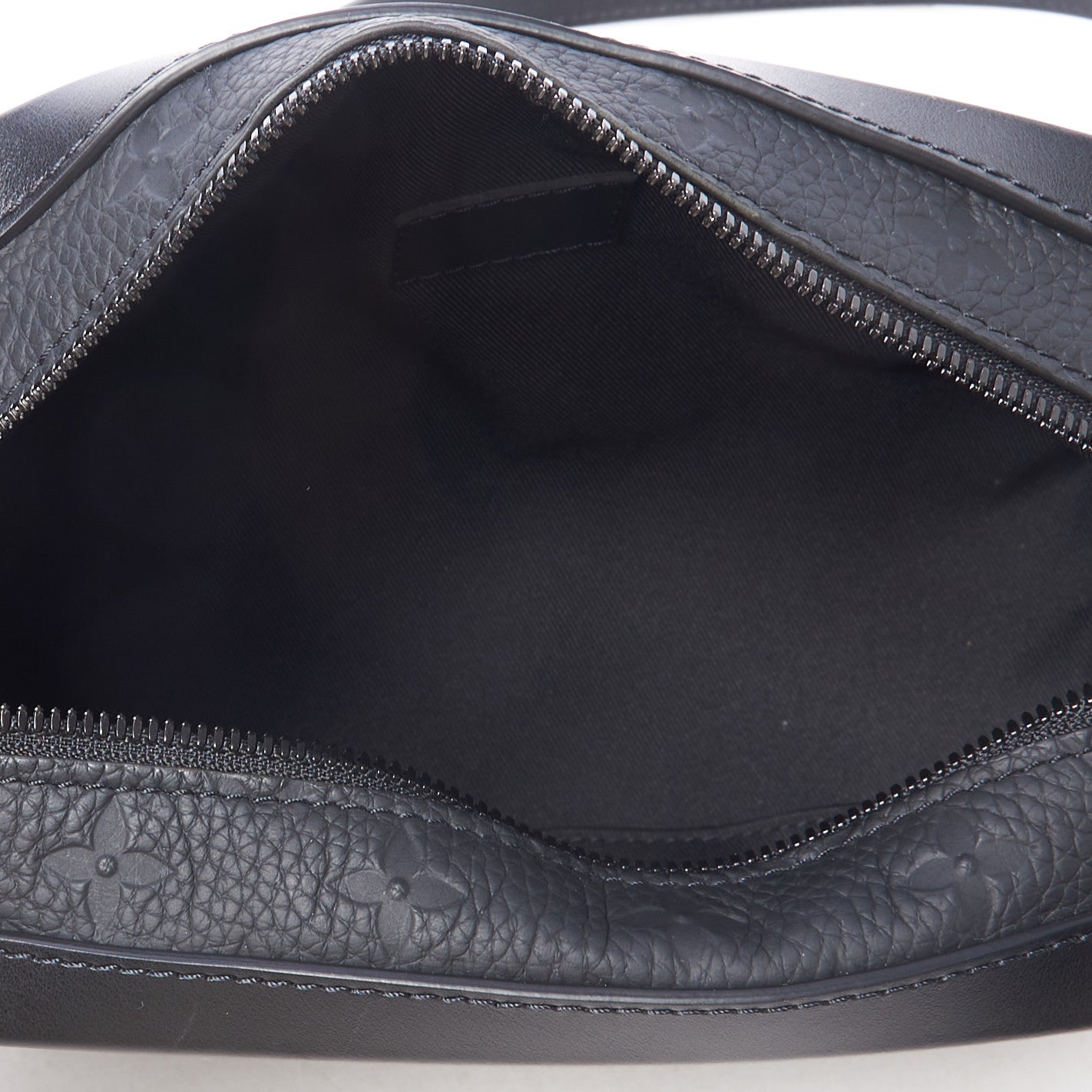 Louis Vuitton Taurillon Monogram Soft Trunk Black 6 of 7