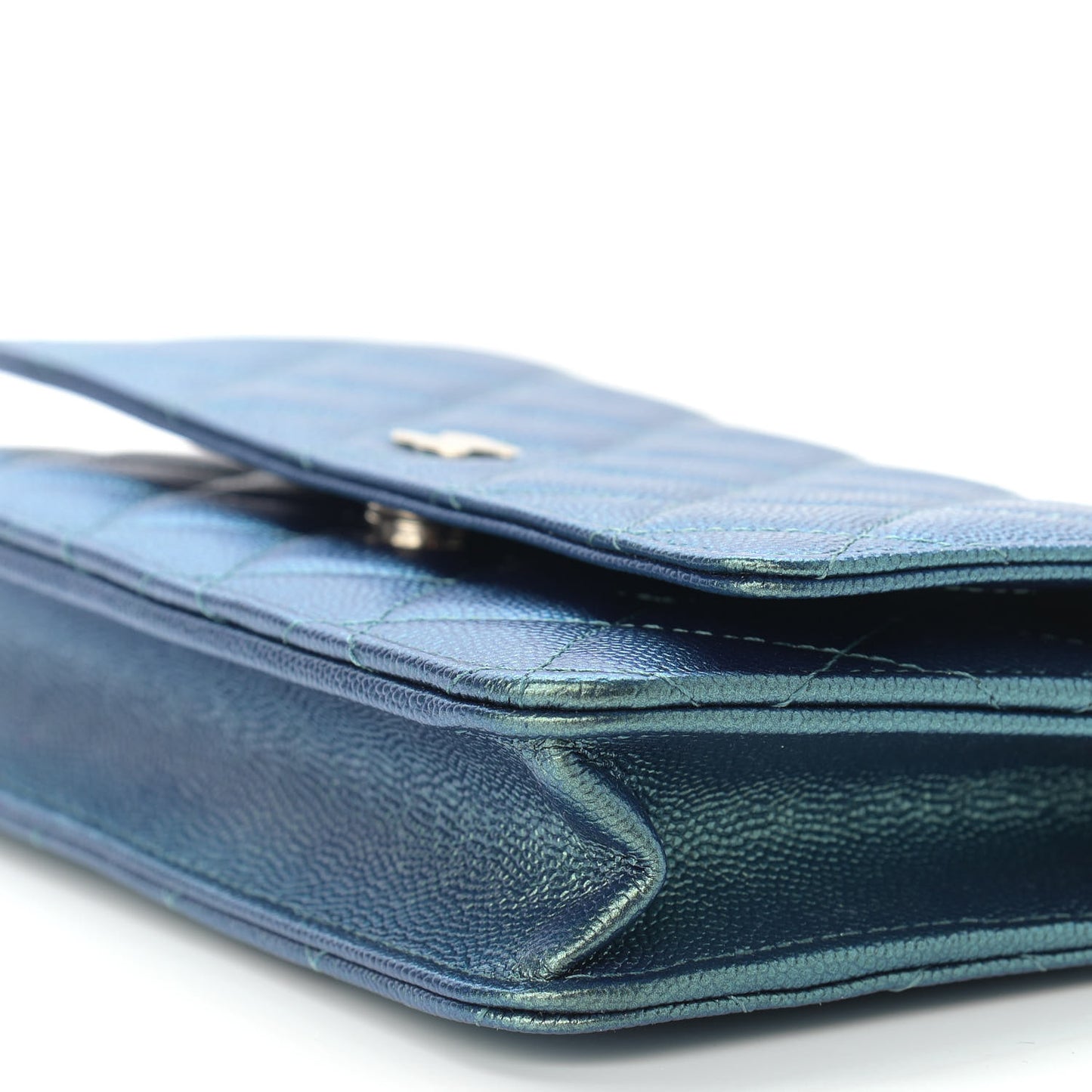 Iridescent Caviar Quilted Wallet On Chain WOC Green