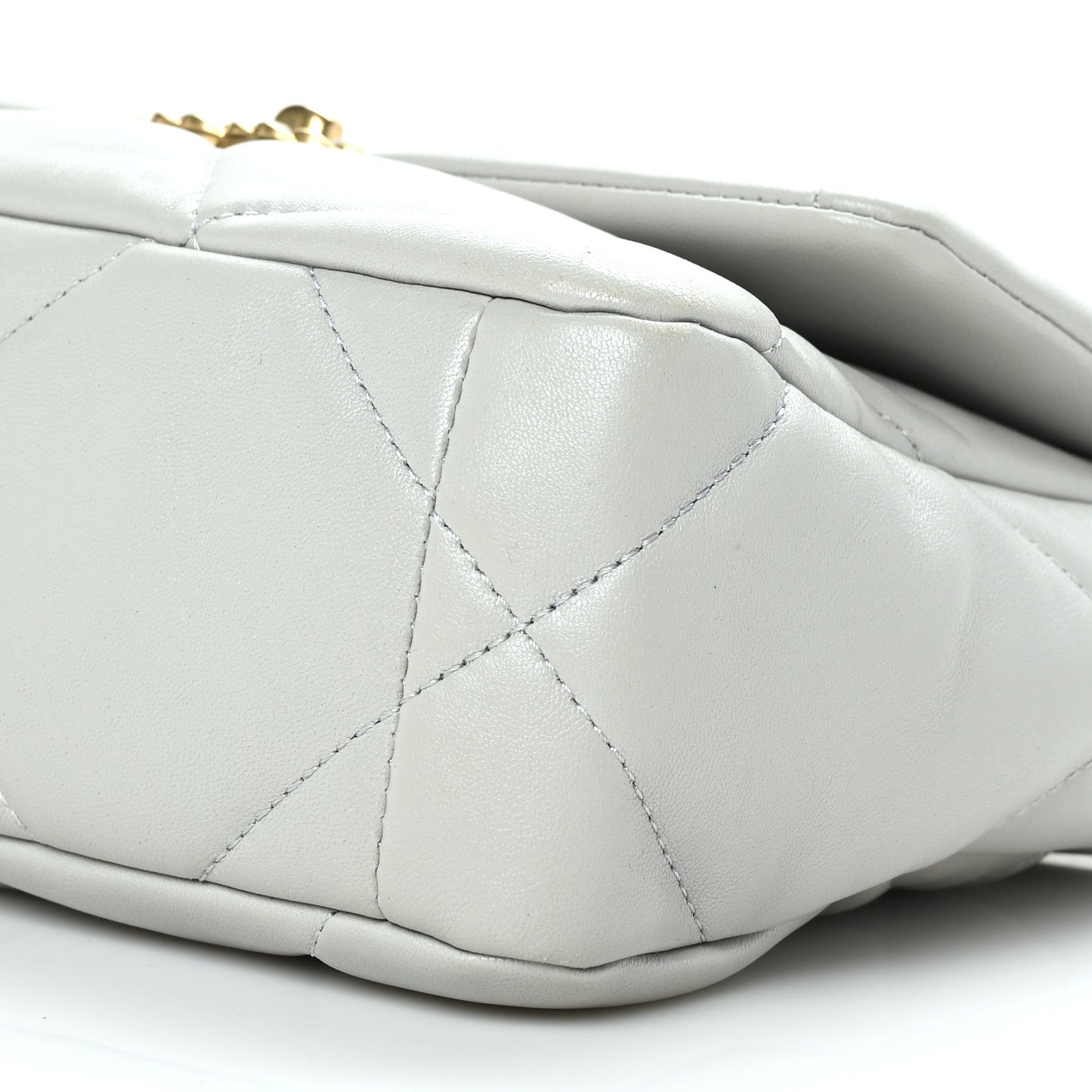 Lambskin Quilted Medium Chanel 19 Flap Grey