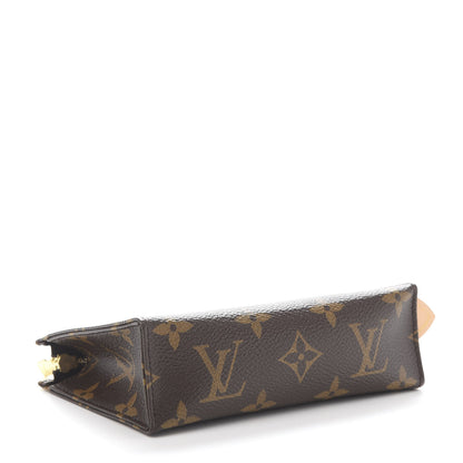 Louis Vuitton Monogram Toiletry Pouch 15 4 of 8