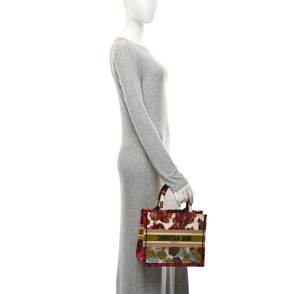 Christian Dior Canvas Embroidered Floral Book Tote Multicolor 2 of 10