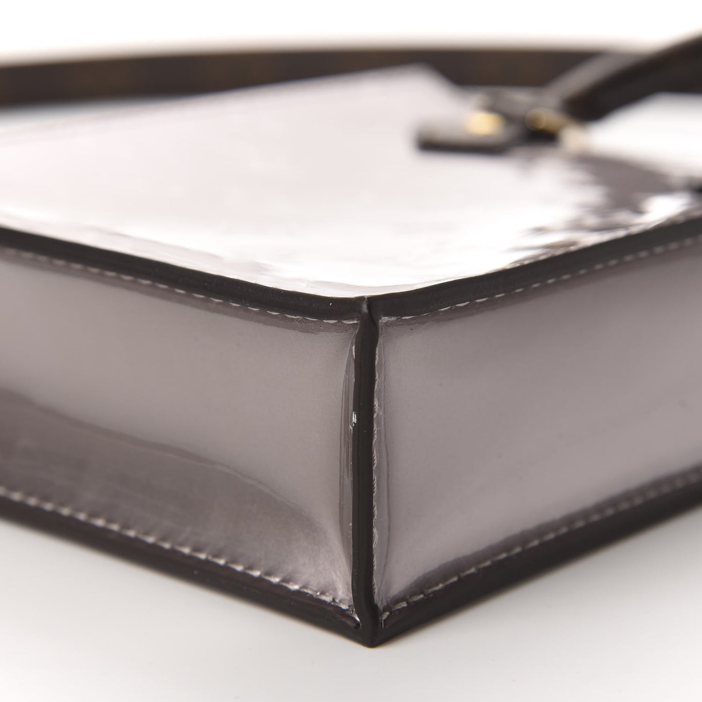 Vernis Monogram Petit Sac Plat Taupe Metallise
