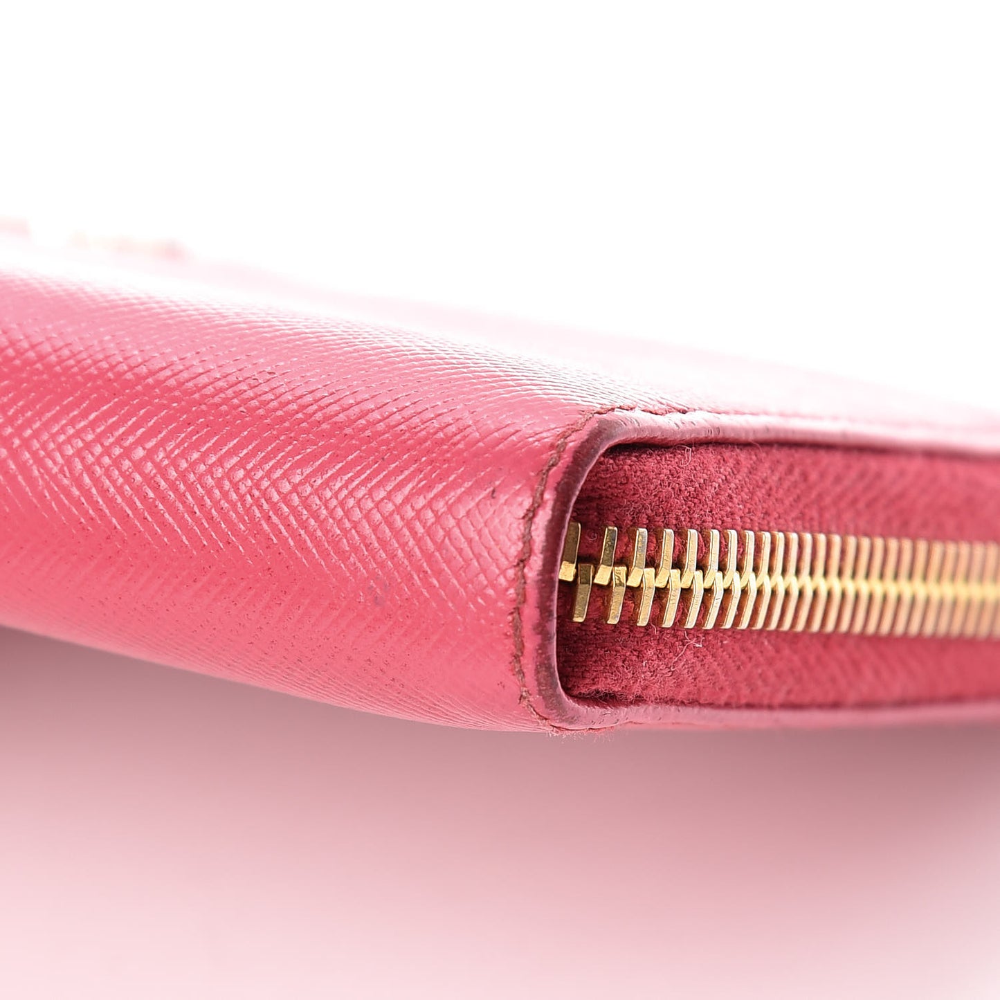 Saffiano Zip Around Wallet Peonia