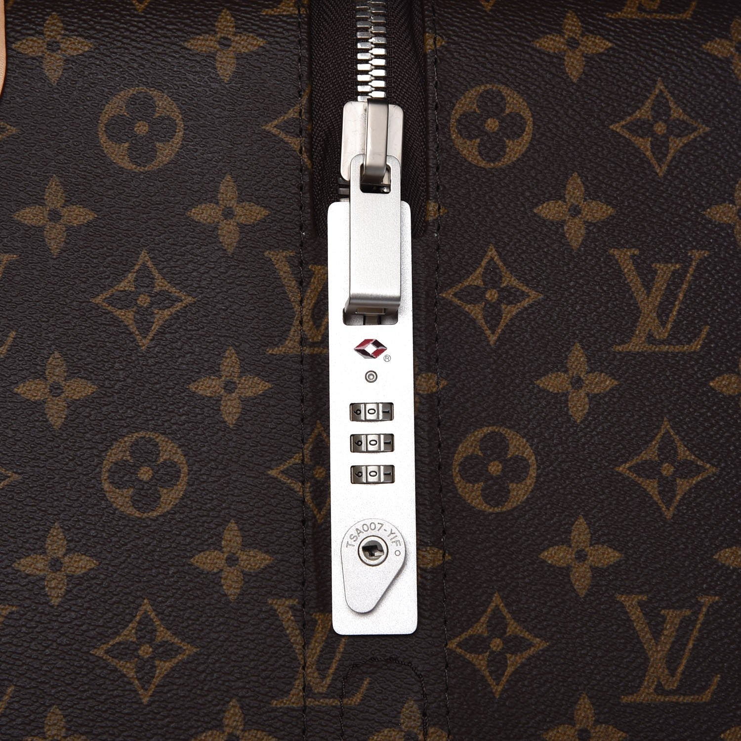 Louis Vuitton Monogram Horizon 70 9 of 9