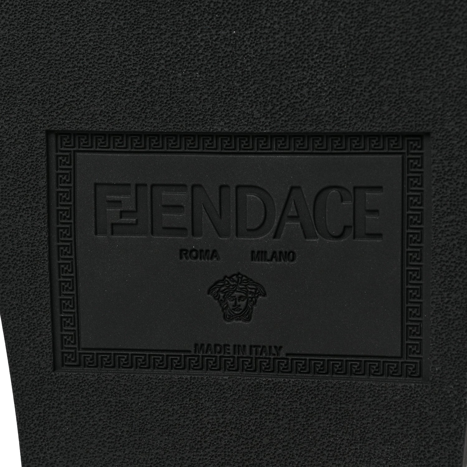 Fendi X VERSACE Rubber Metal Mesh Logo Slide Mens Sandals 6 Black Gold 6 of 7