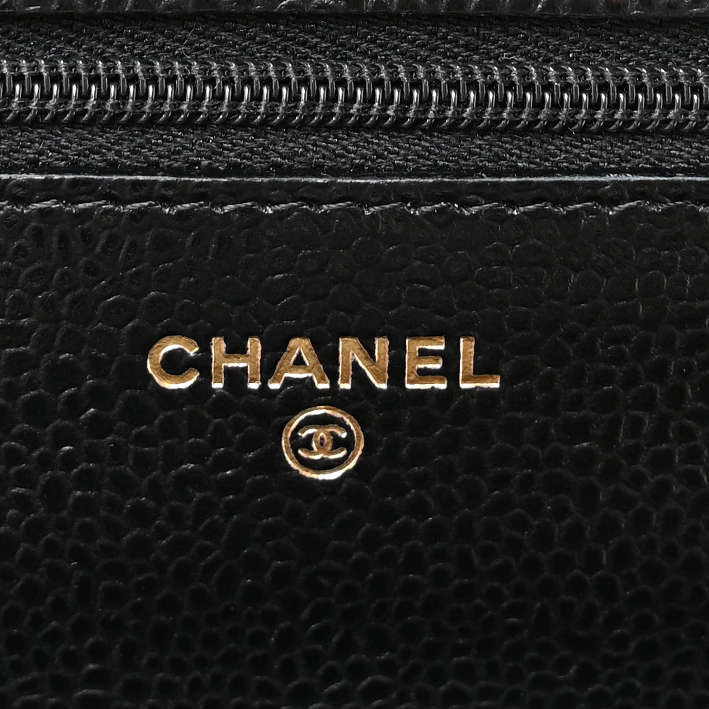 Caviar Quilted CC Turnlock Wallet On Chain WOC Black