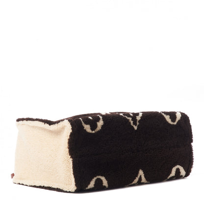 Louis Vuitton Shearling Monogram Giant Teddy Onthego GM Black White 4 of 8