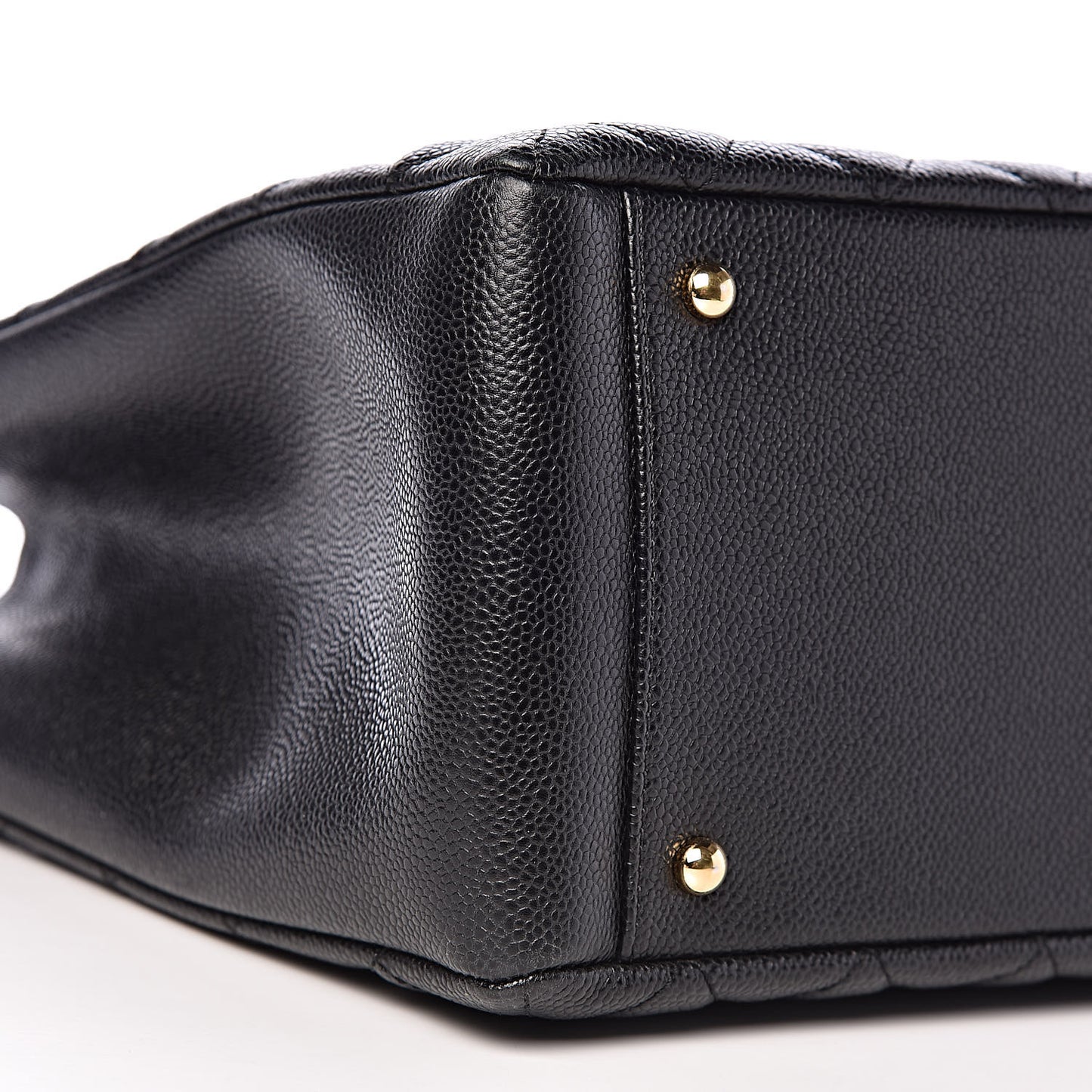 Caviar Quilted XL Grand Shopping Tote GST Black