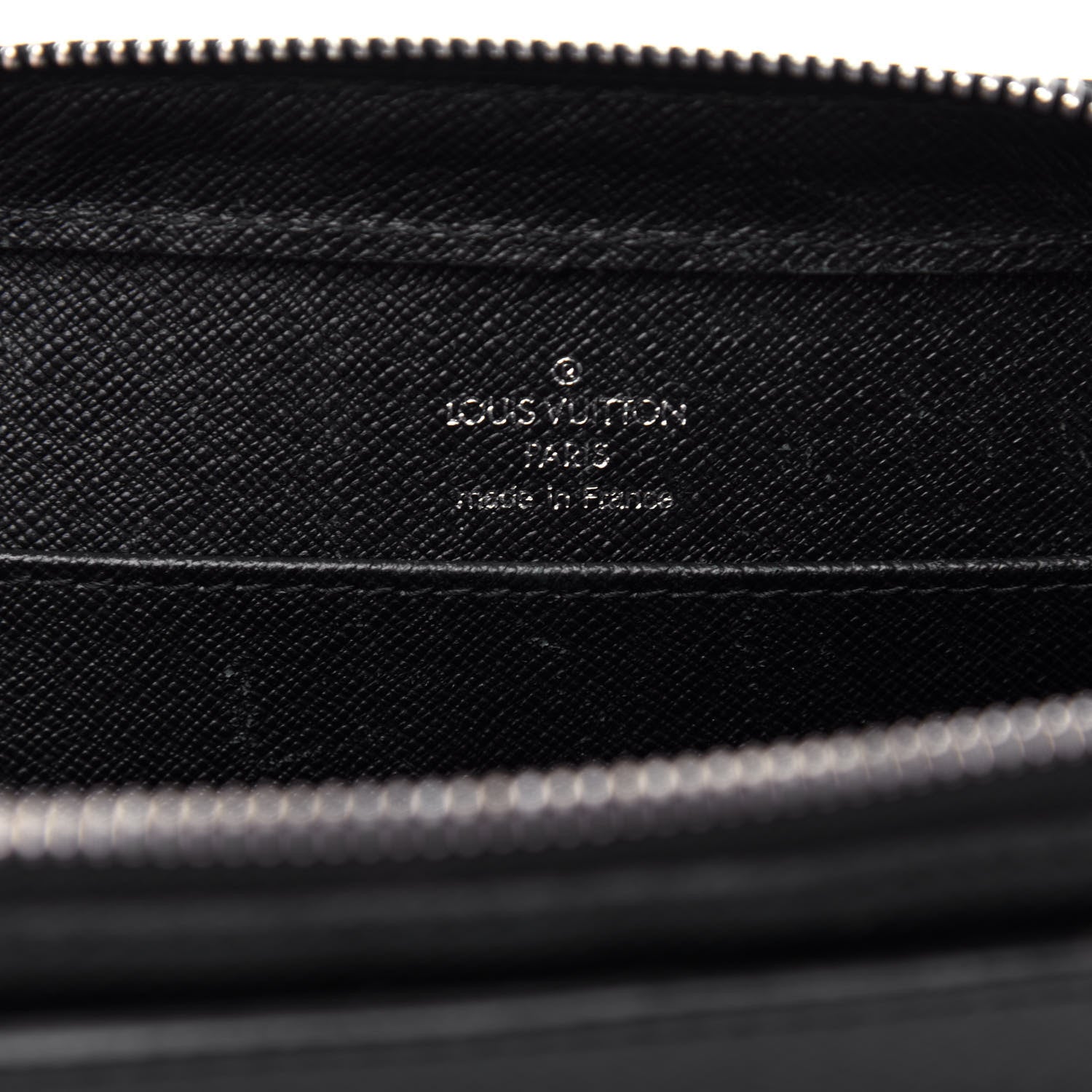 Louis Vuitton Taiga Baikal Pochette Ardoise 6 of 6