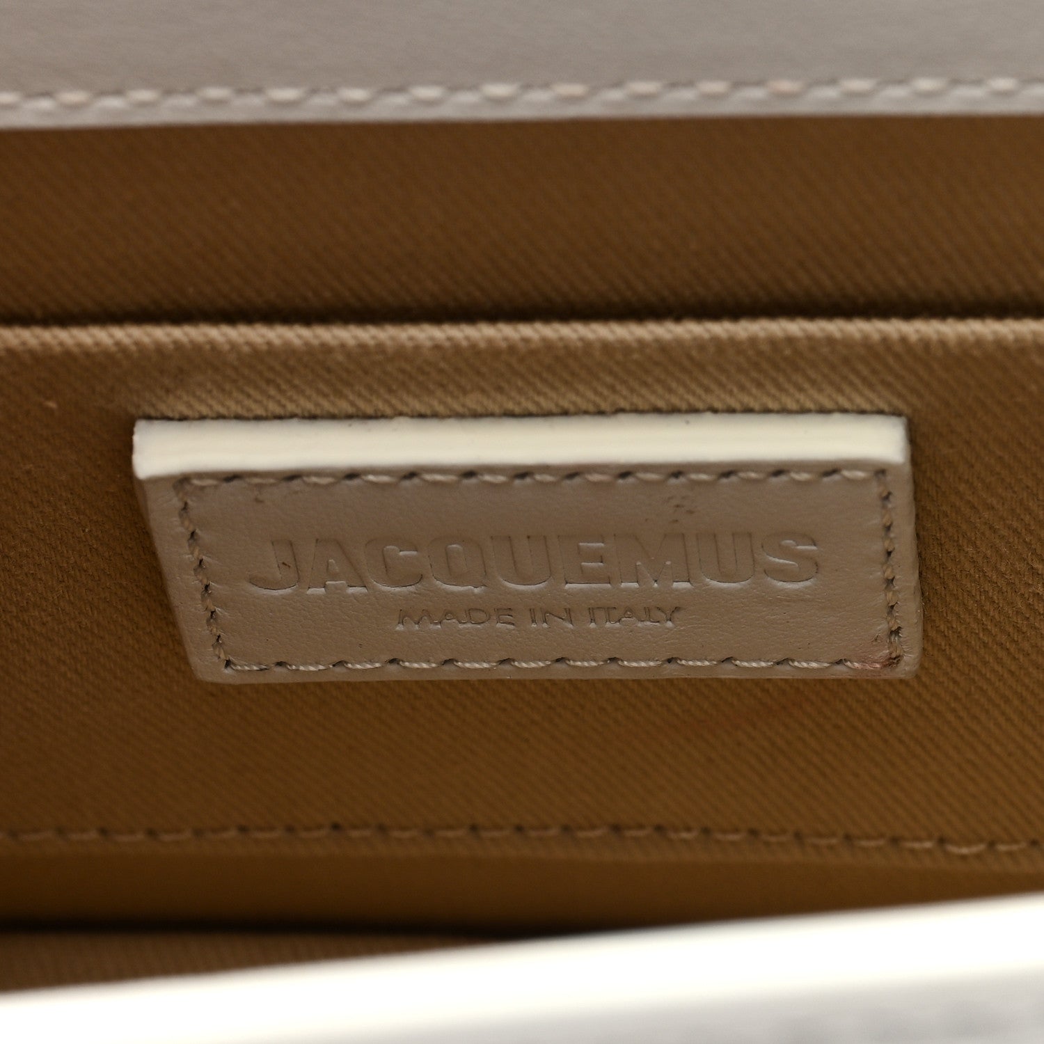 Jacquemus Smooth Calfskin Le Chiquito Moyen White 6 of 8