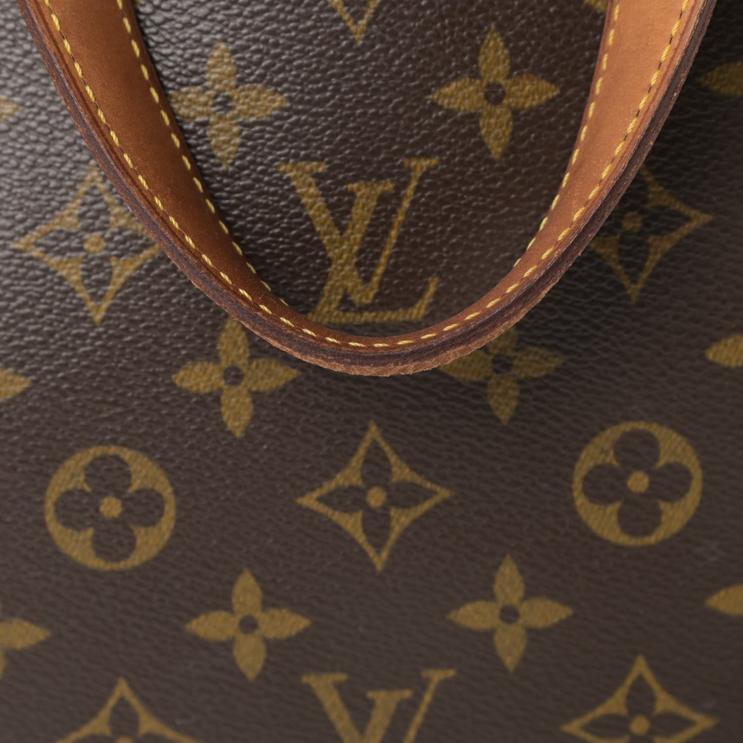 Monogram Excentri-Cite