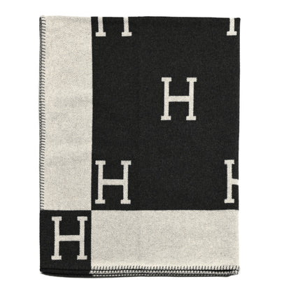 Hermes Wool Cashmere Avalon Signature Blanket Ecru Gris Fonce 3 of 4