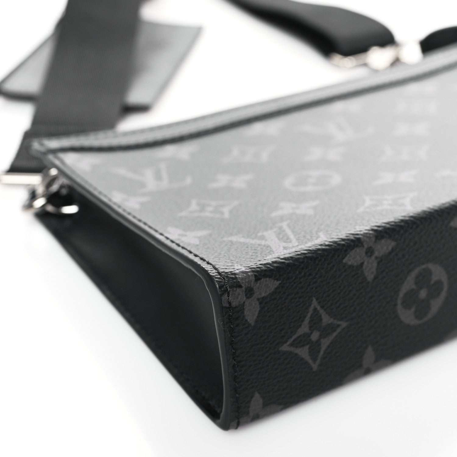 Louis Vuitton Reverse Monogram Eclipse Gaston Wearable Wallet 6 of 8