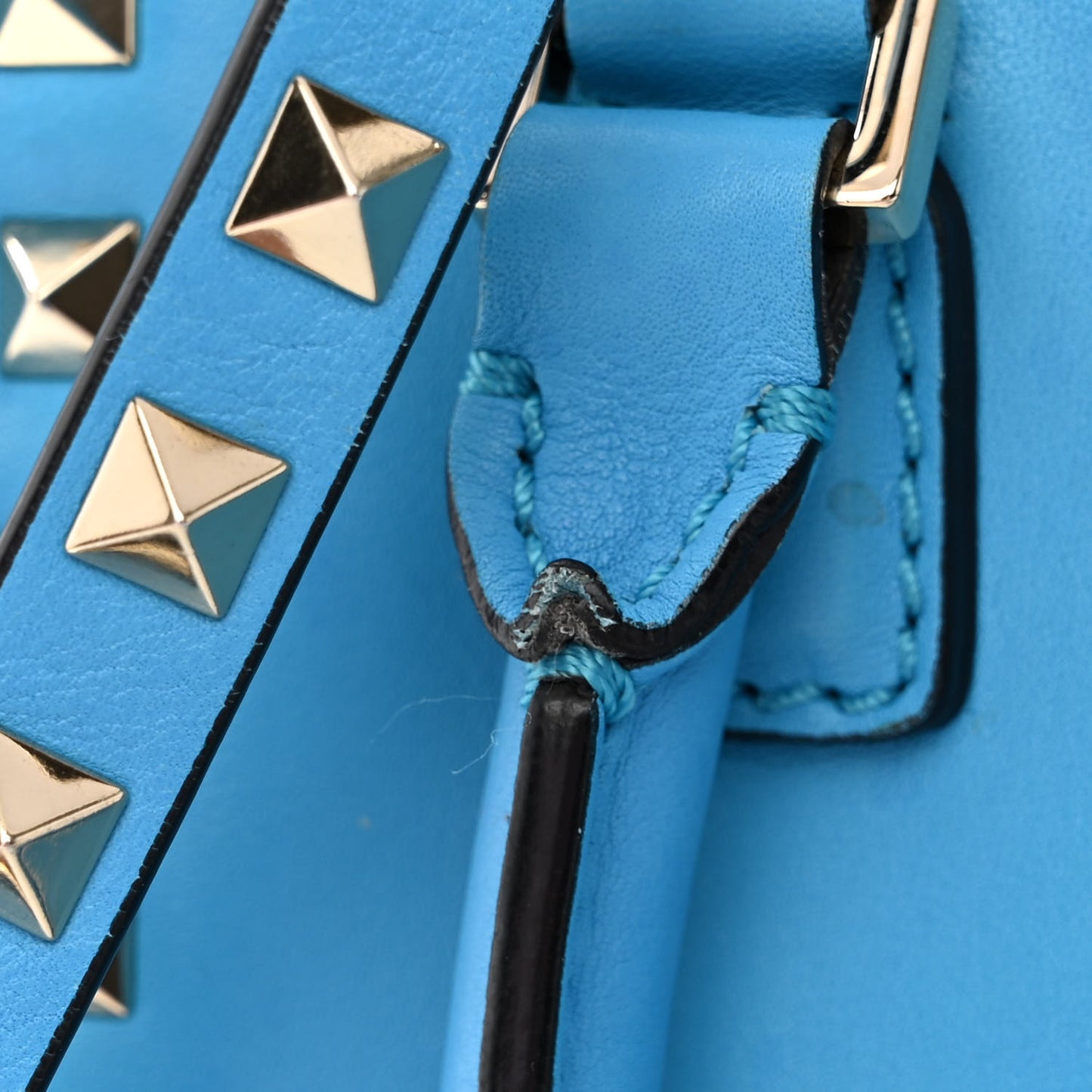 Vitello Small Rockstud Double Handle Tote Parrot