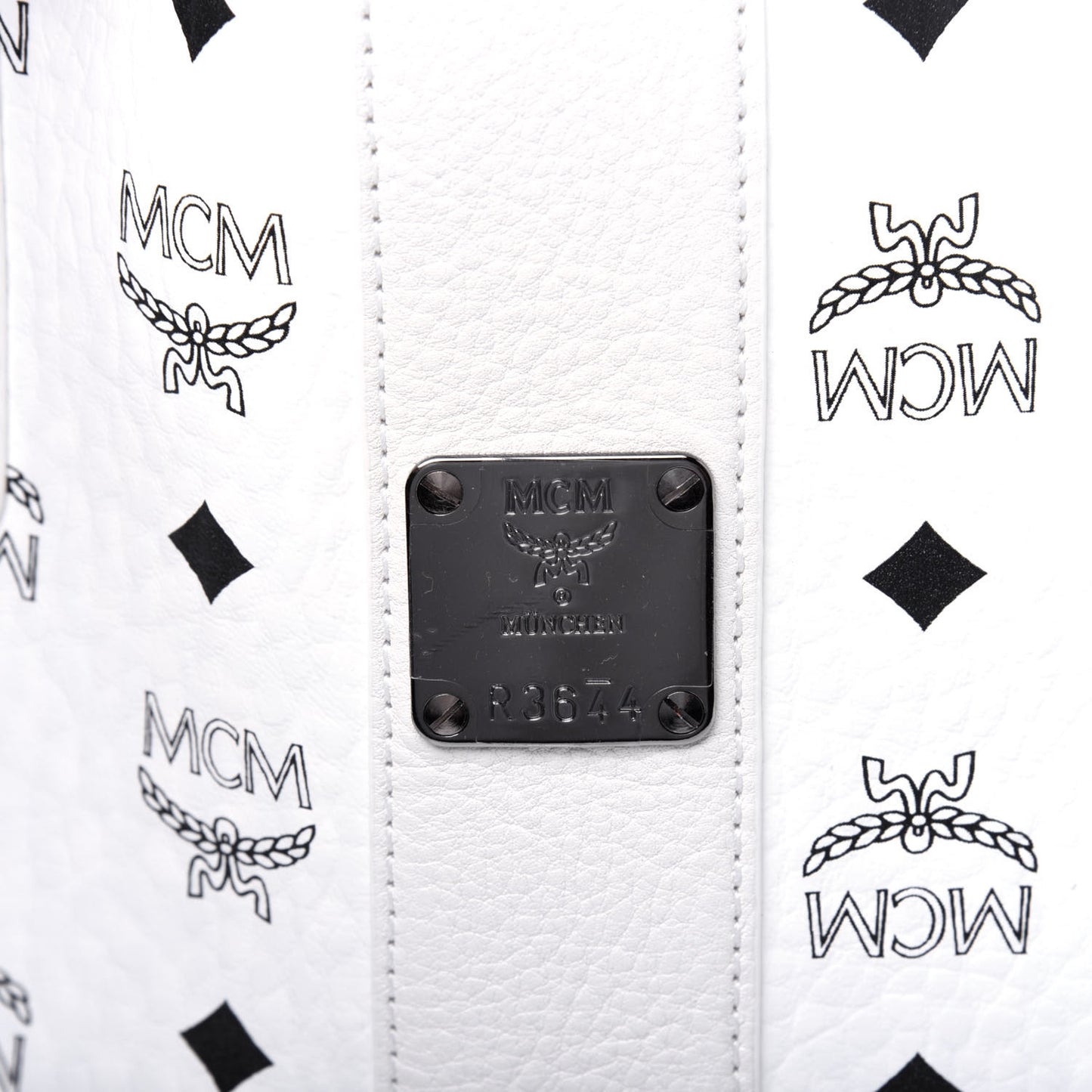 Visetos Medium Liz Reversible Shopper Tote White
