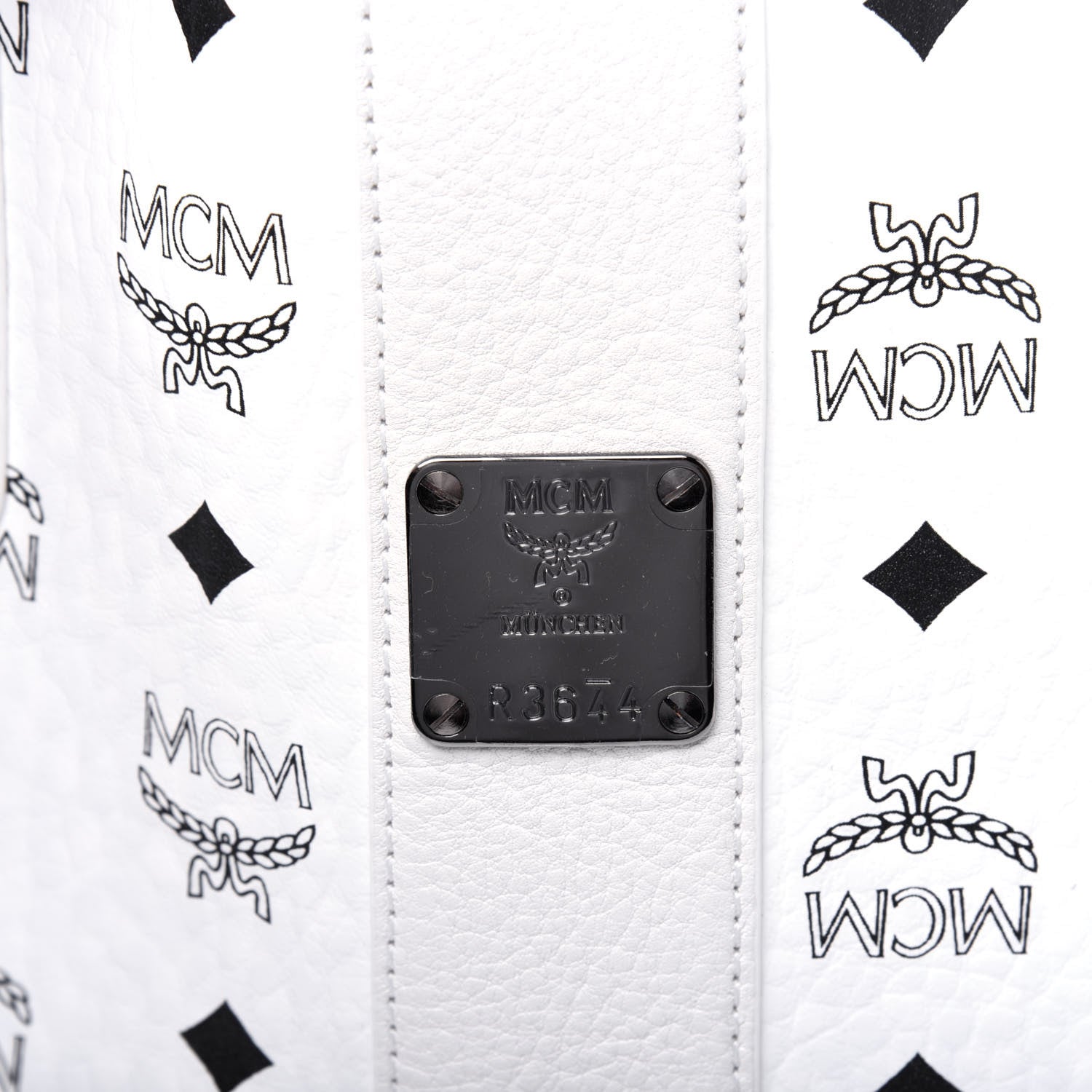 MCM Visetos Medium Liz Reversible Shopper Tote White 9 of 15