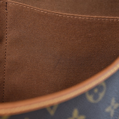 Louis Vuitton Monogram Saumur 35 12 of 18