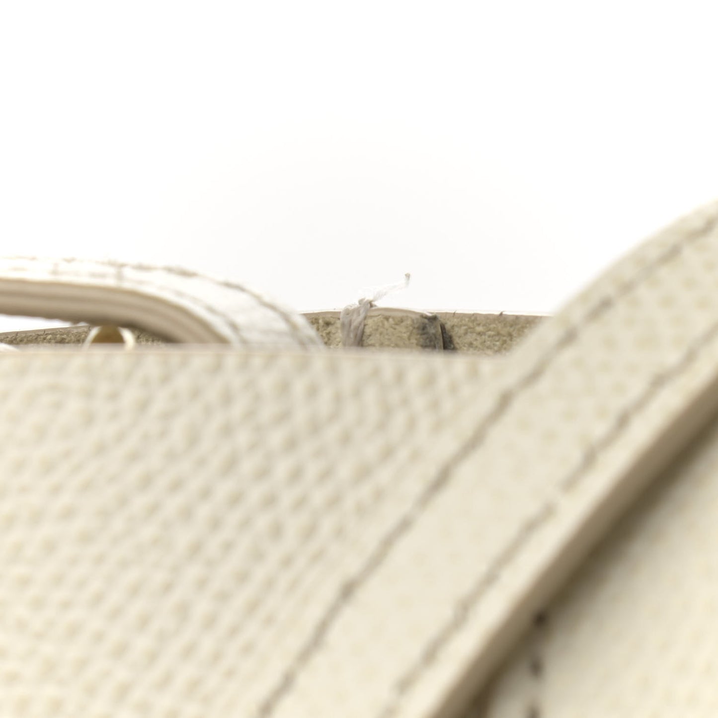 Grained Calfskin Small Vertical Cabas Cream