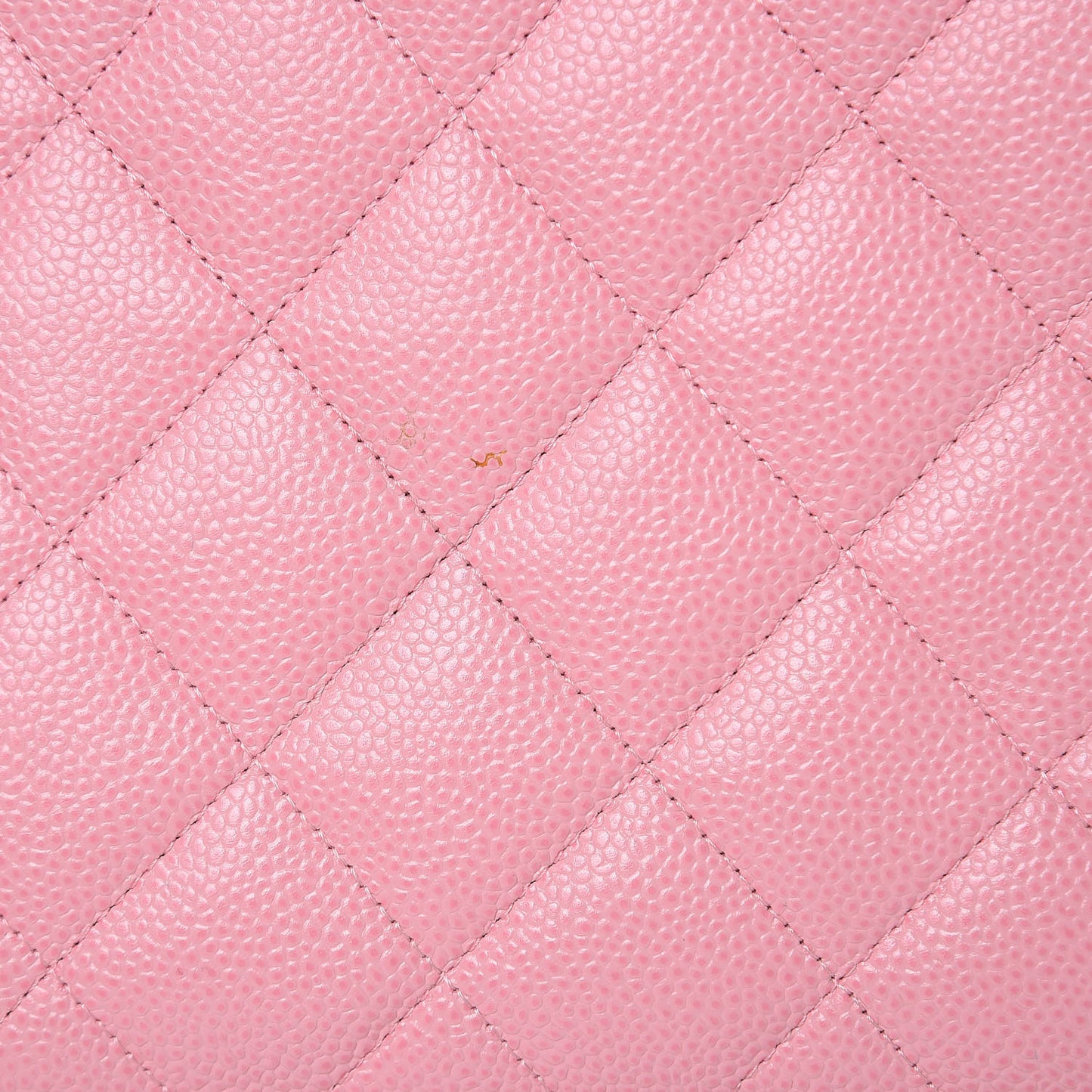 Caviar Quilted Medallion Tote Light Pink
