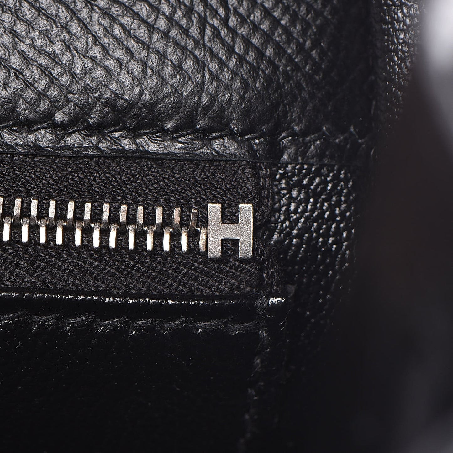 Epsom Kelly Sellier 28 Black