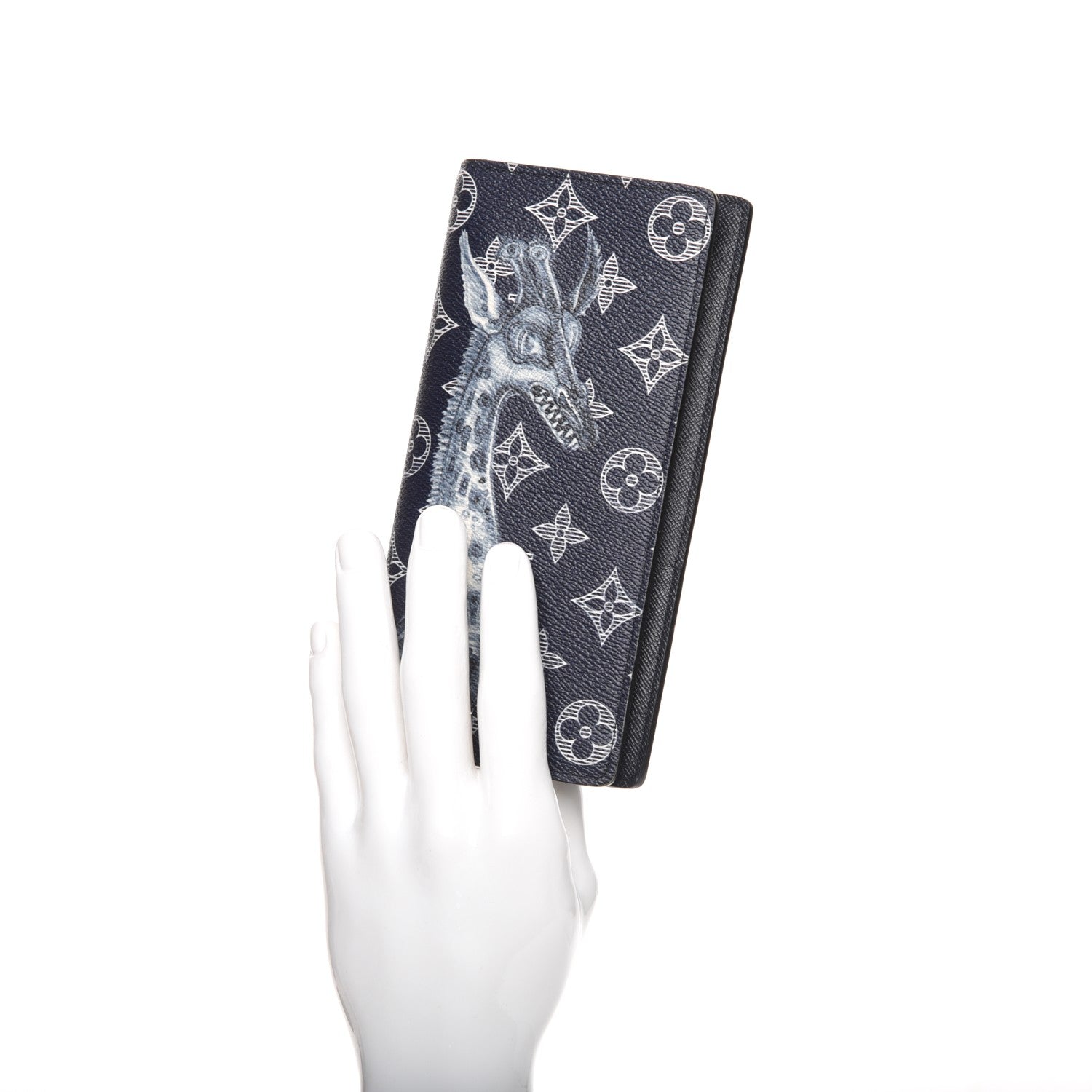 Louis Vuitton Savane Monogram Chapman Giraffe Brazza Wallet Encre 2 of 7
