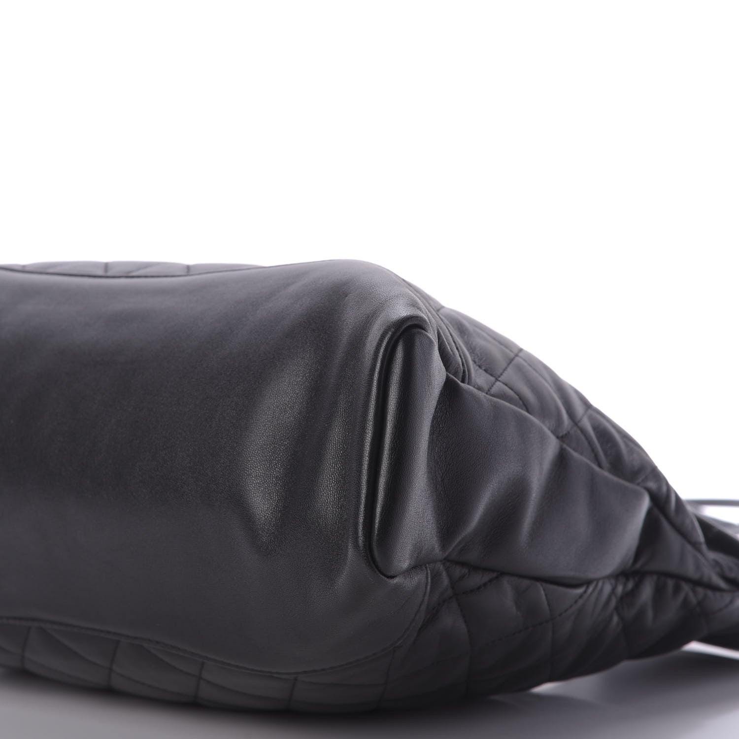 Chanel Lambskin Quilted Large 31 Shopping Bag Black 8 of 10