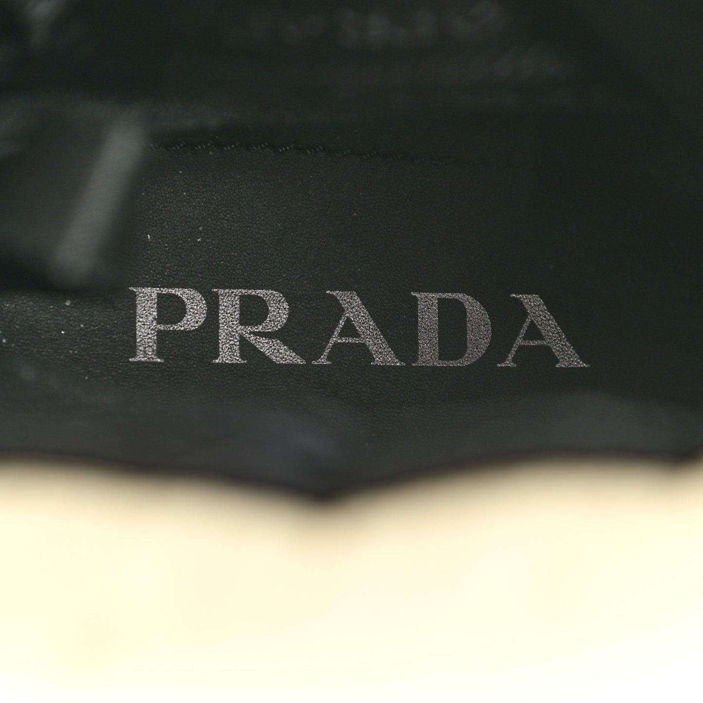 Re-Nylon Piuma Triangle Logo Padded Drawcord 20mm Snow Boots 37.5 Avorio