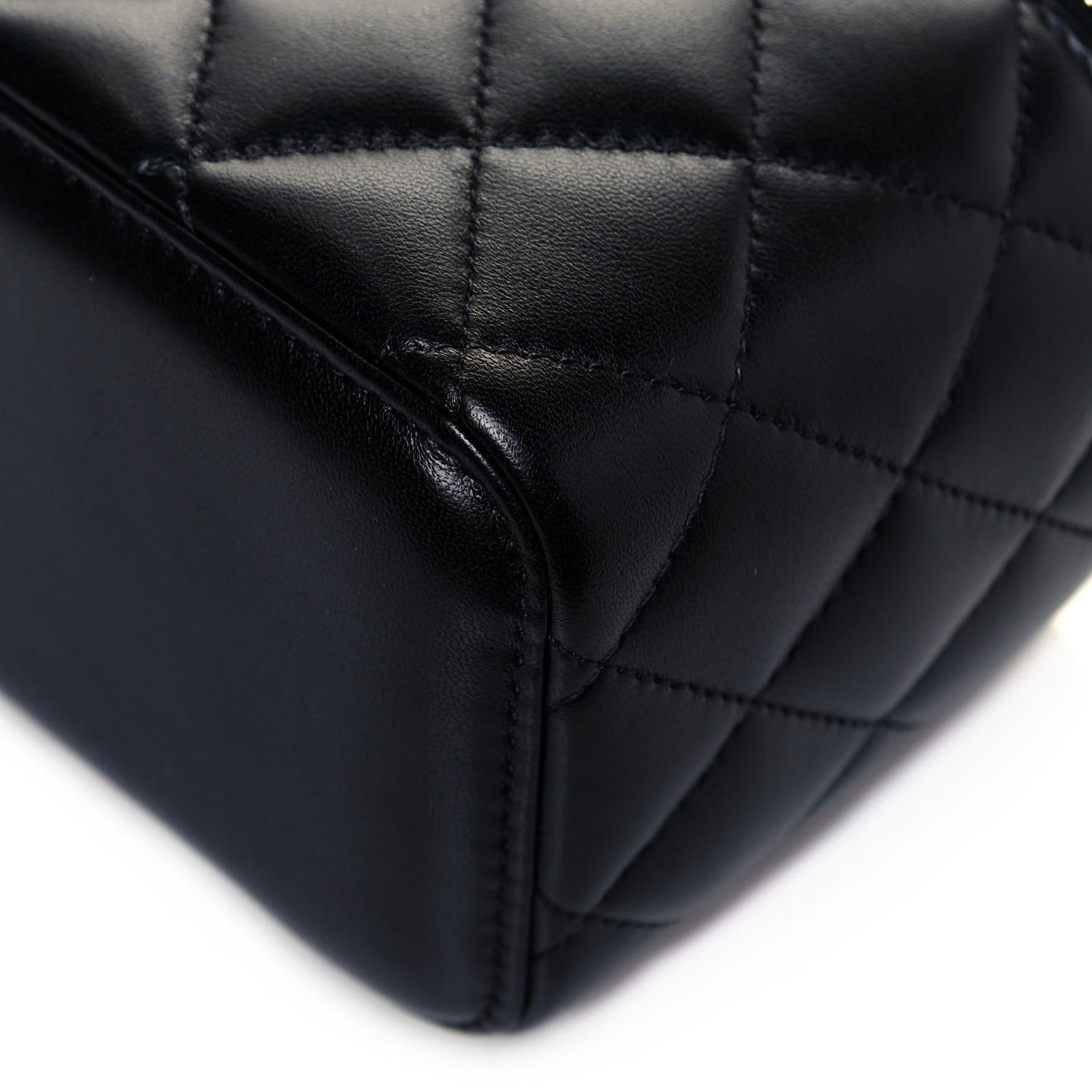 Lambskin Quilted Pearl Crush Small Vanity Case With Chain Black
