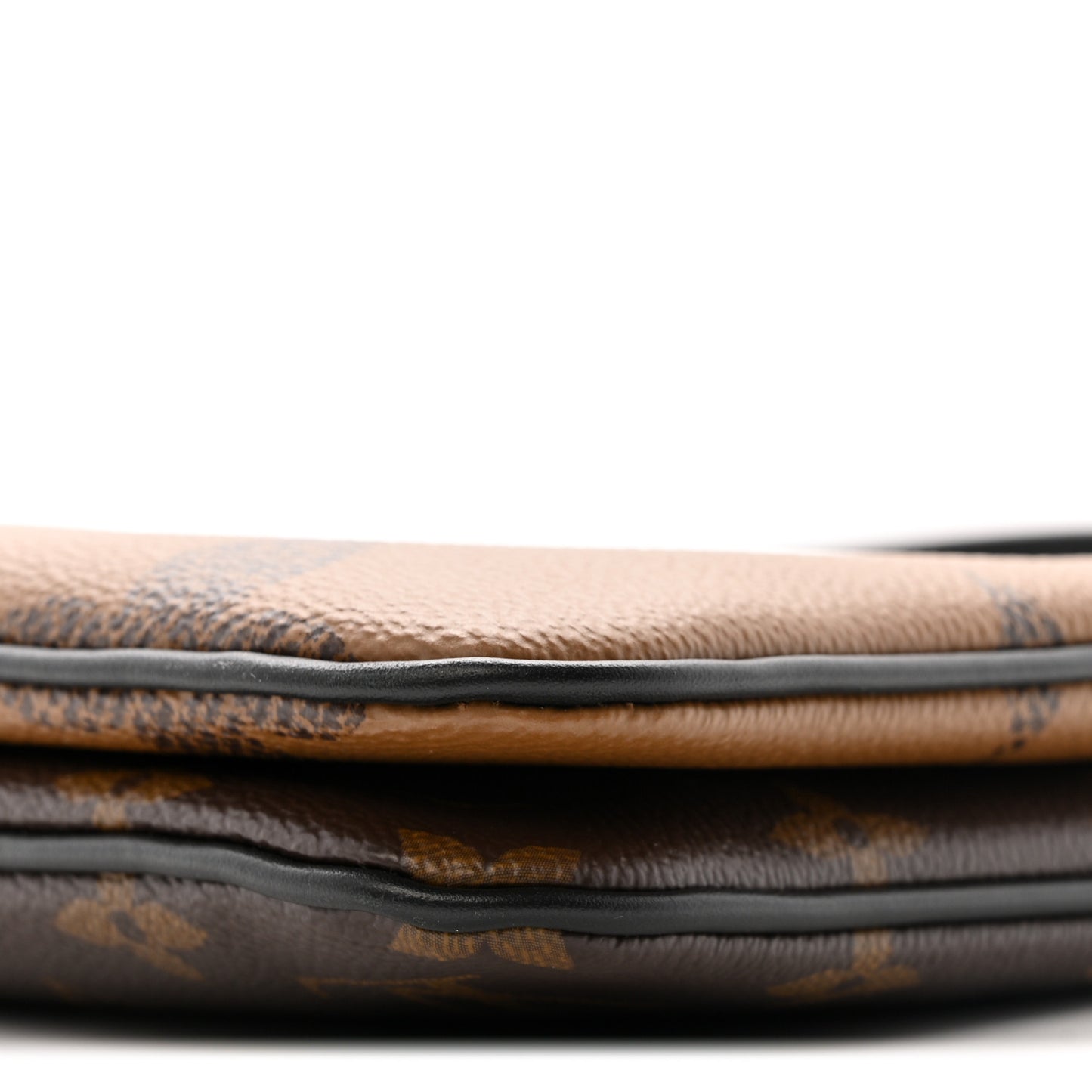 Reverse Monogram Giant Double Zip Pochette