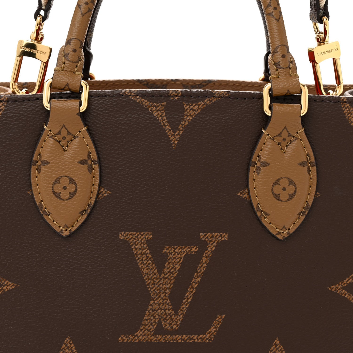 Louis Vuitton Reverse Monogram Giant Onthego PM 7 of 10