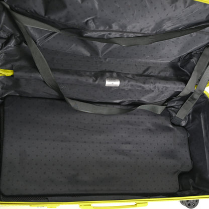 Rimowa Gloss Polycarbonate Essential Trunk Plus Citron 4 of 17