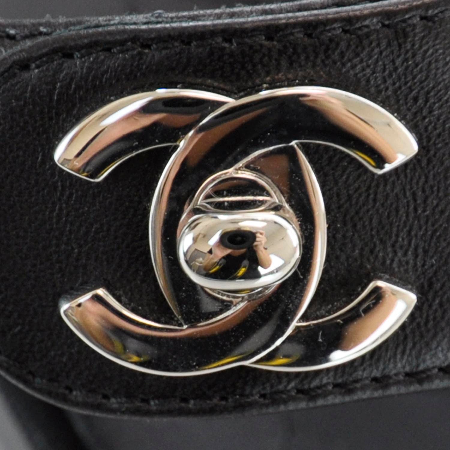 Chanel Leather Quilted CC Turnlock Sandals 38.5 Black 8 of 8