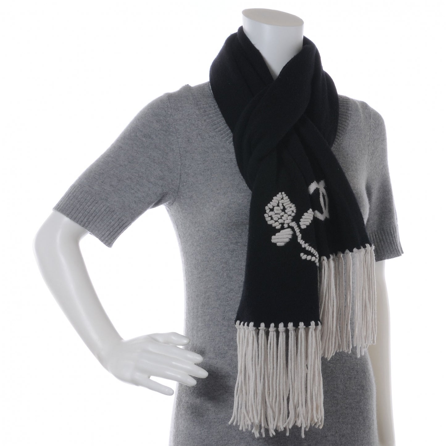 Cashmere CC Camellia Flower Fringe Scarf Black White