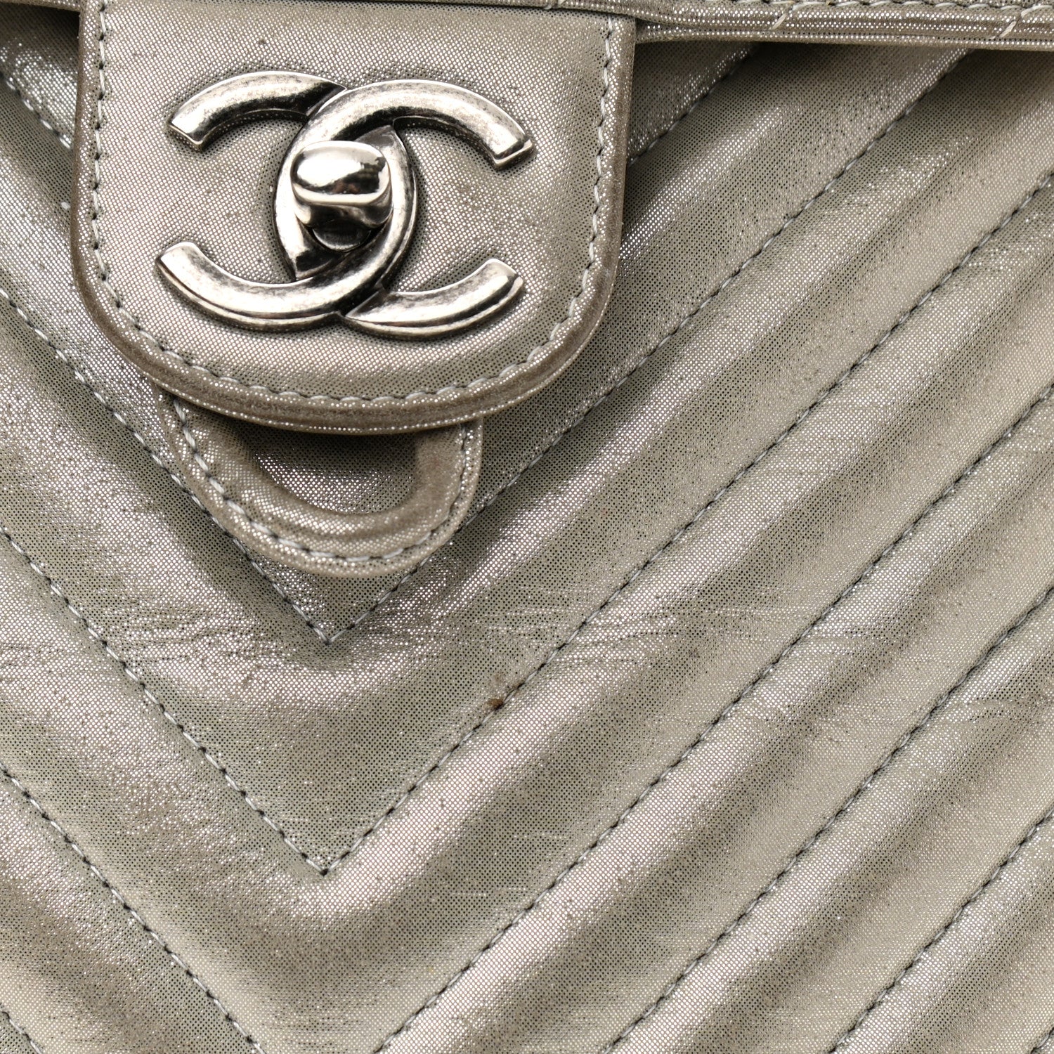 Chanel Iridescent Calfskin Chevron Quilted Large Urban Spirit Backpack Silver 16 of 24