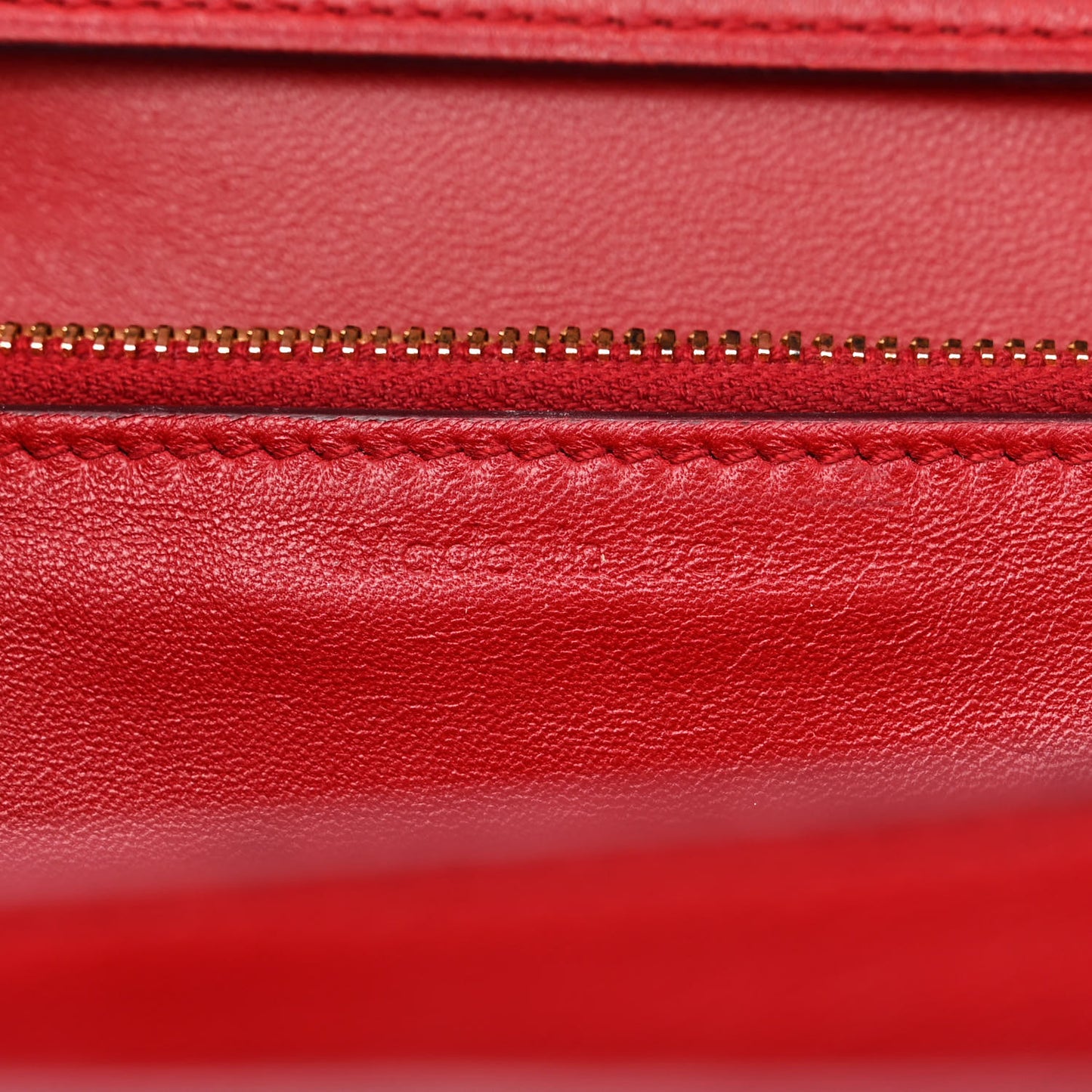 Box Calfskin Medium Classic Box Flap Bag Red