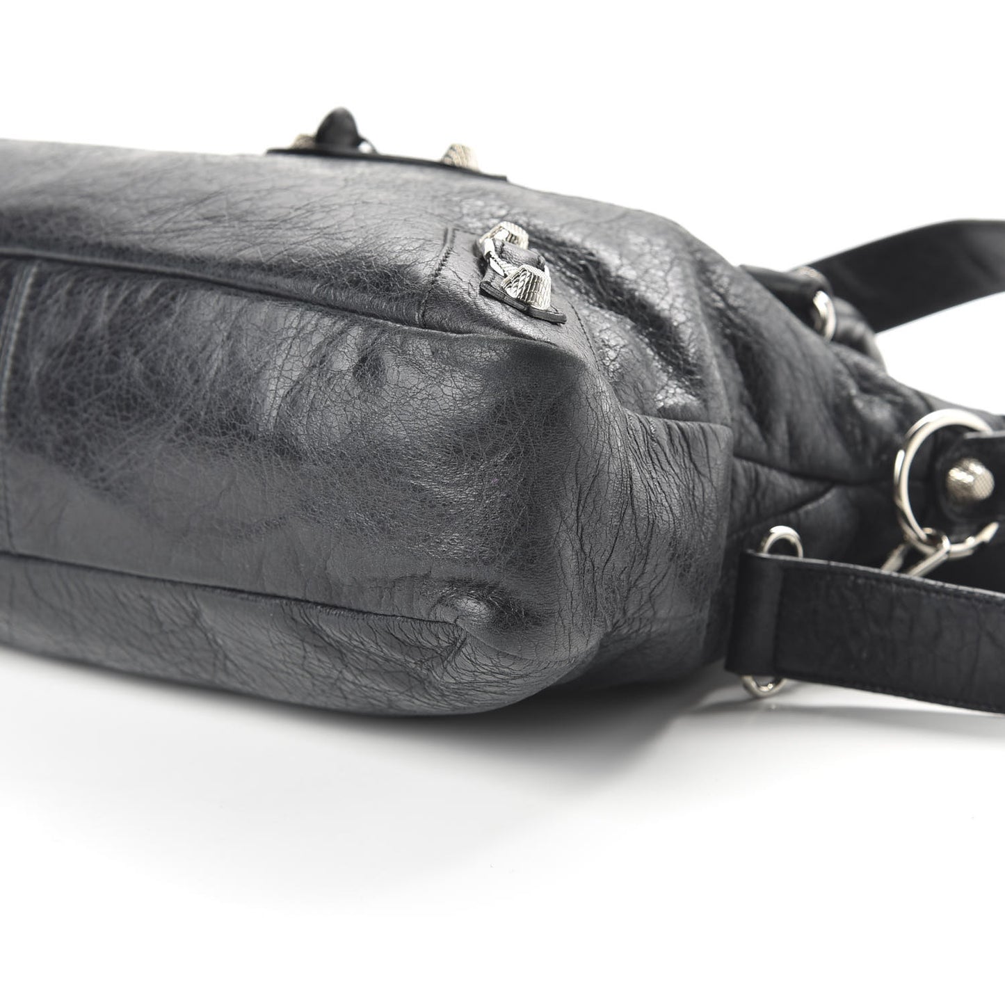 Agneau Giant 12 Silver Hardware Town Black