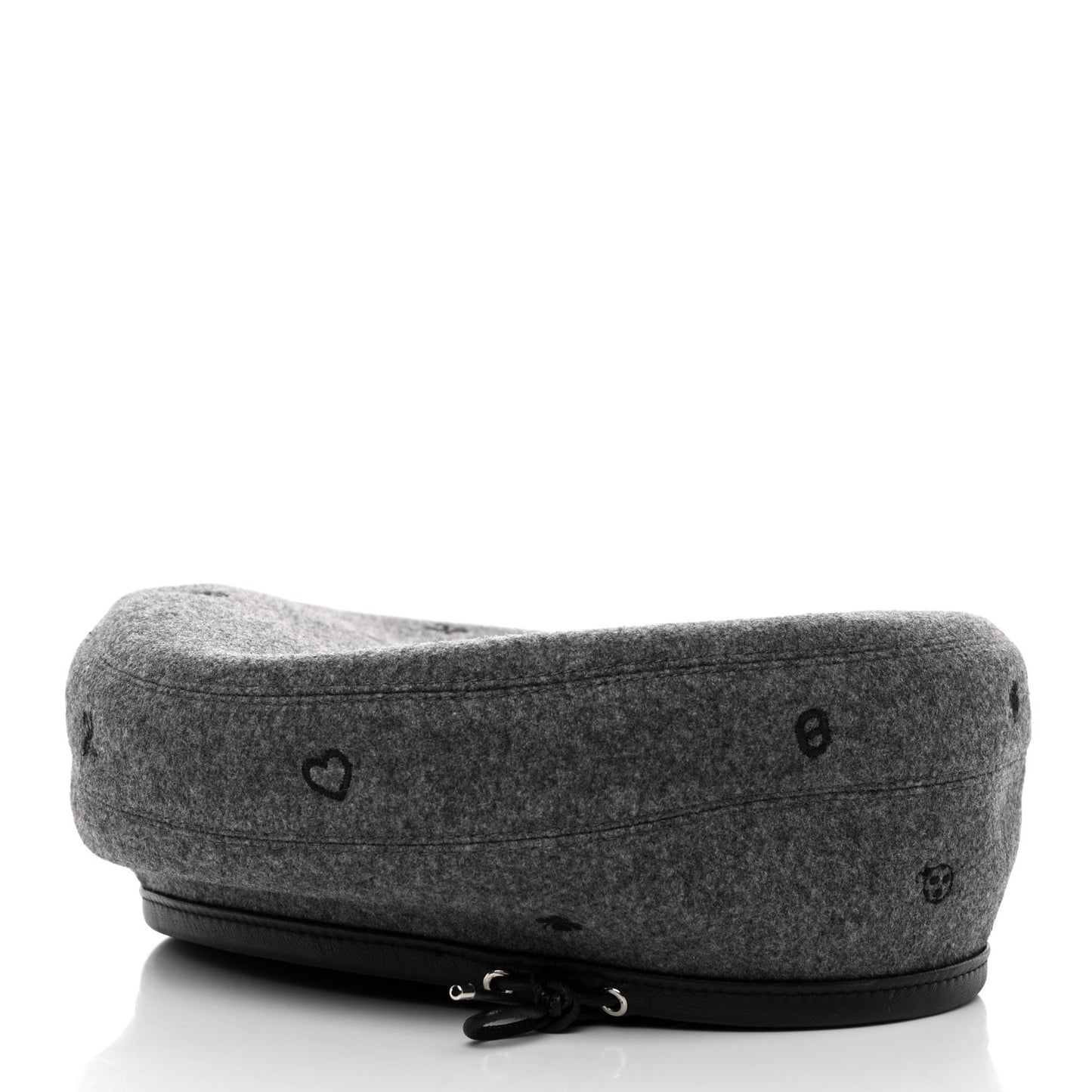 Cashmere Lambskin Saint-Honore Charms Beret 57 Charbon