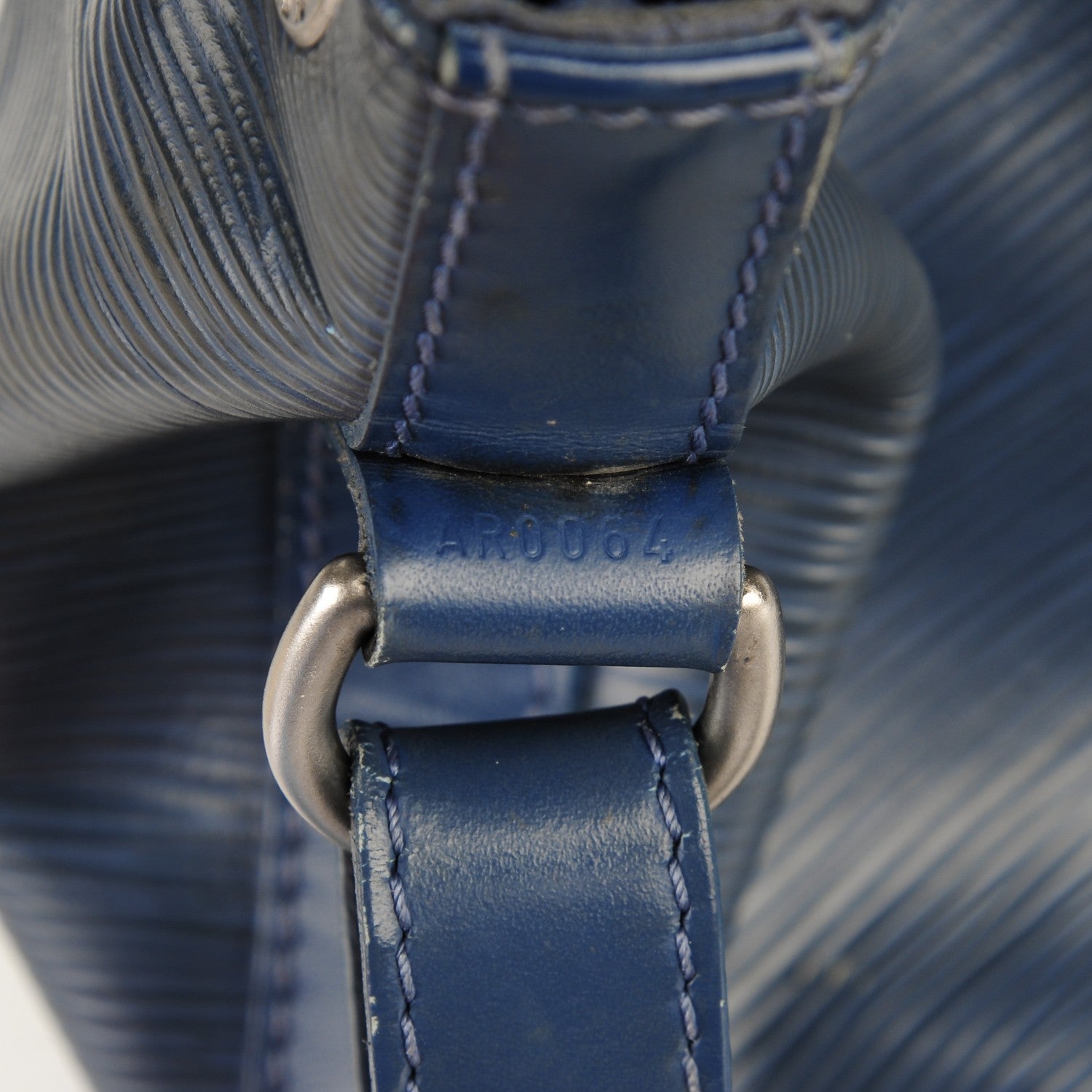 Louis Vuitton Epi Petit Noe Myrtille 7 of 10