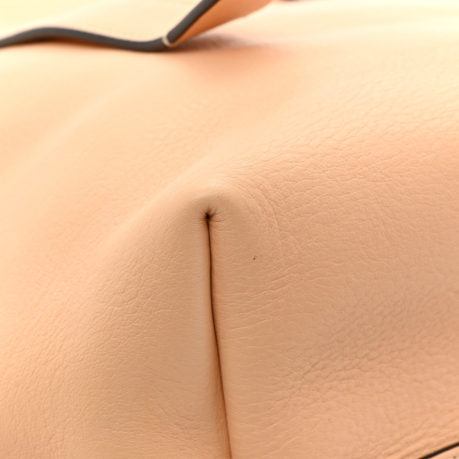 Chloe Small Grain Smooth Calfskin Medium Darryl Tote Beige 10 of 12