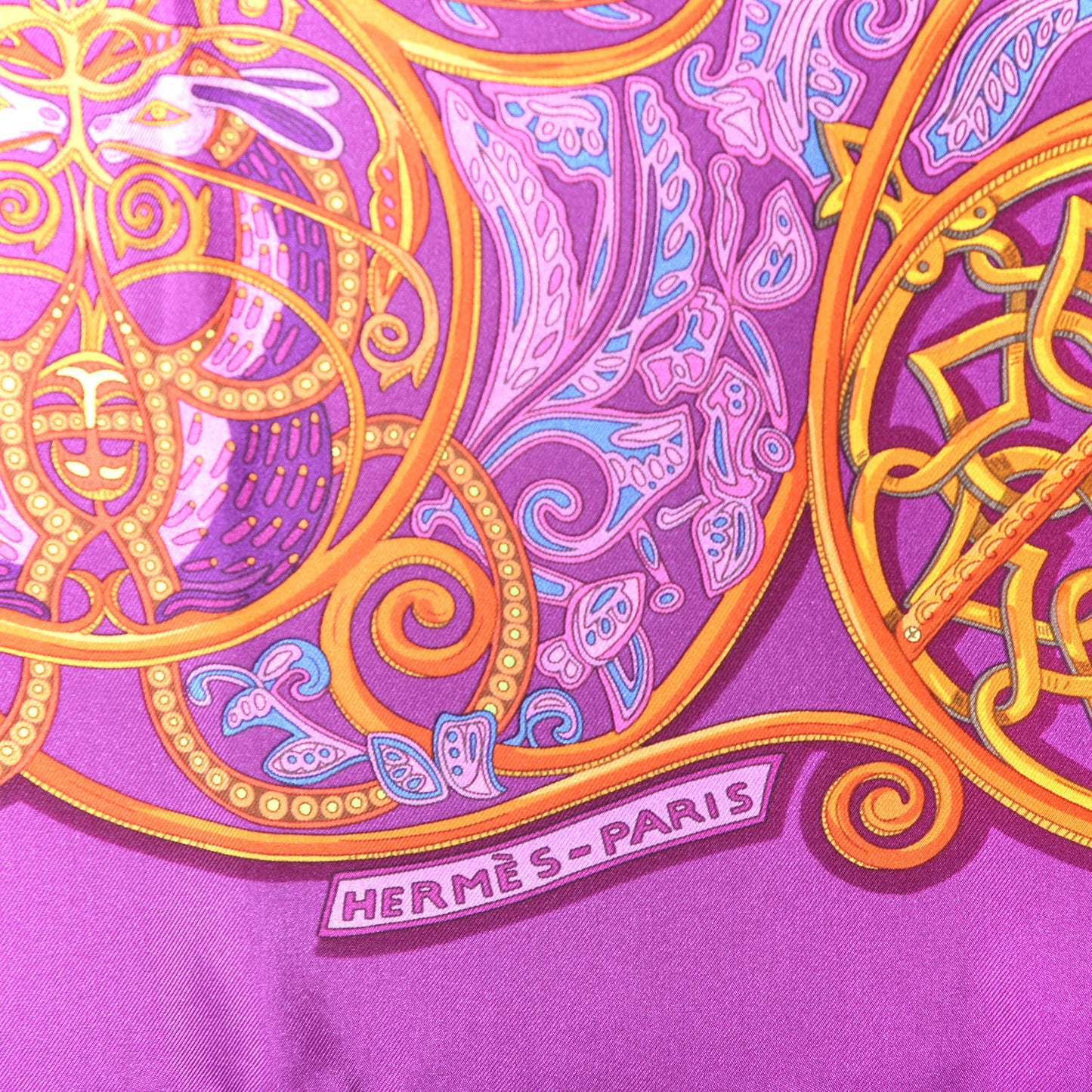 Silk La Charmante Aux Animux Scarf 90 Violet Orange Bleu