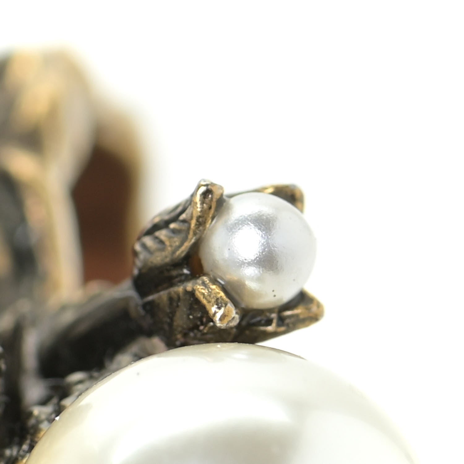 Gucci Metal Pearl Ring 7 Aged Gold 6 of 6