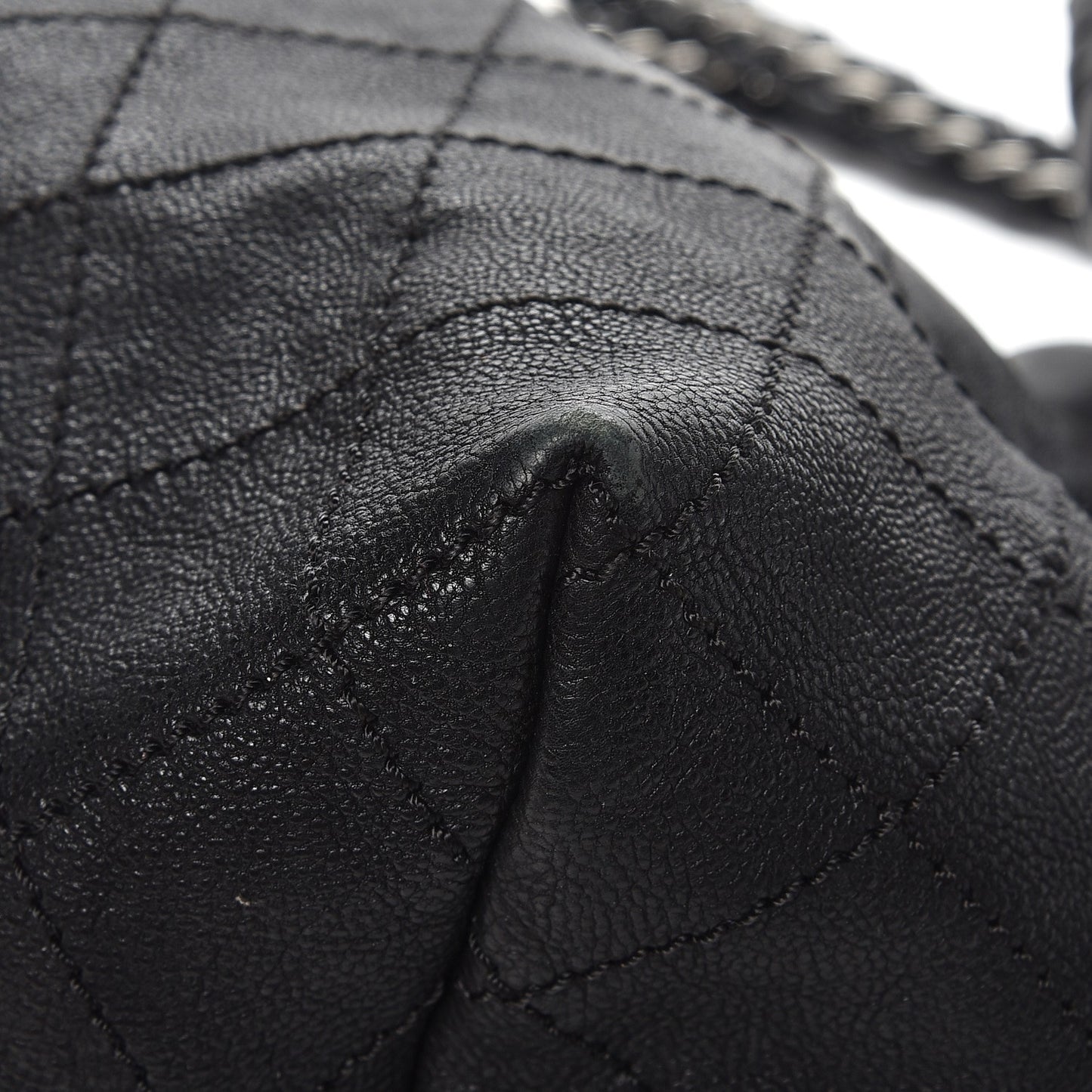 Distressed Caviar XL Coco Cabas Black