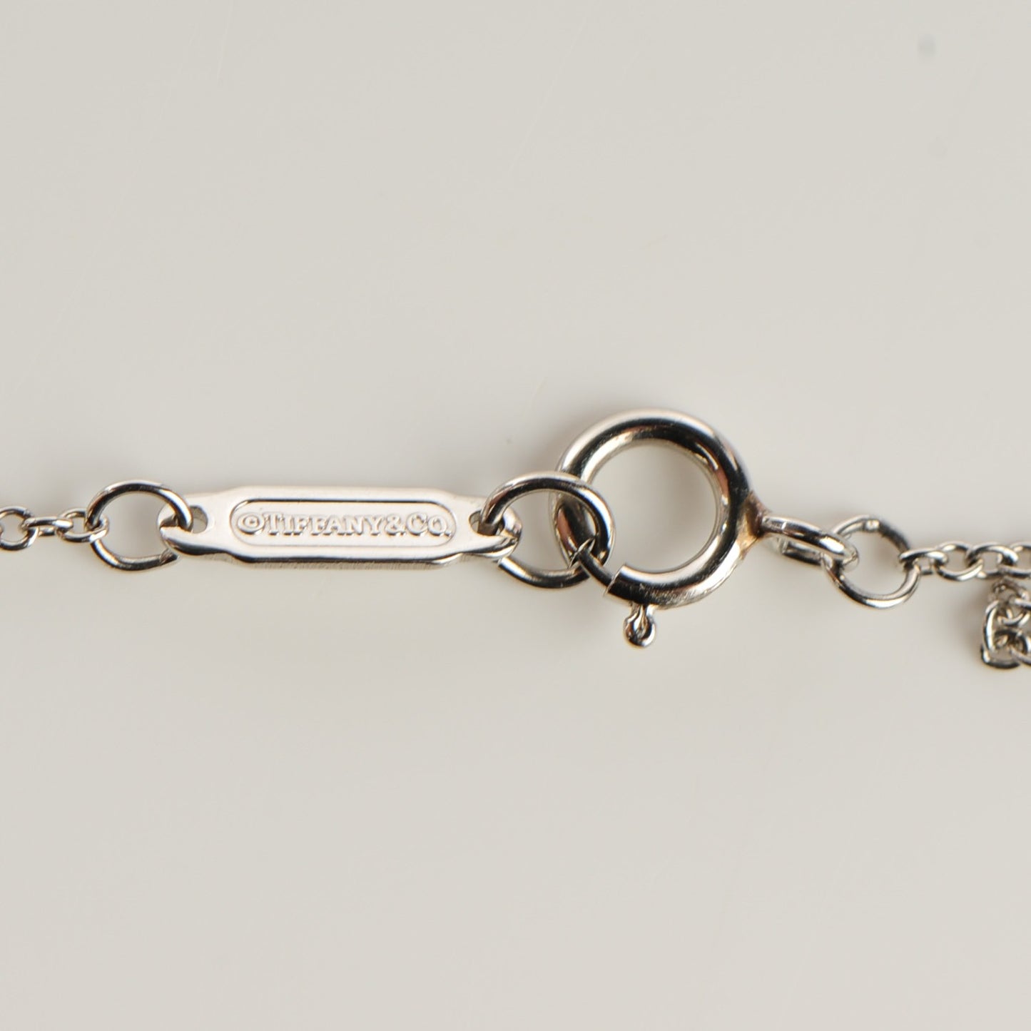 Platinum Diamond .20ctw Circlet Pendant Necklace