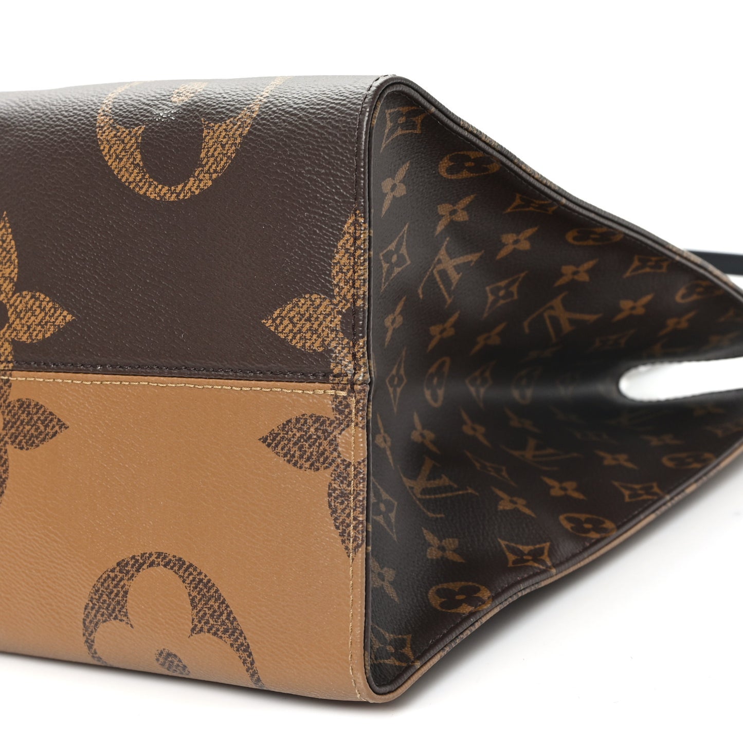 Reverse Monogram Giant Onthego GM