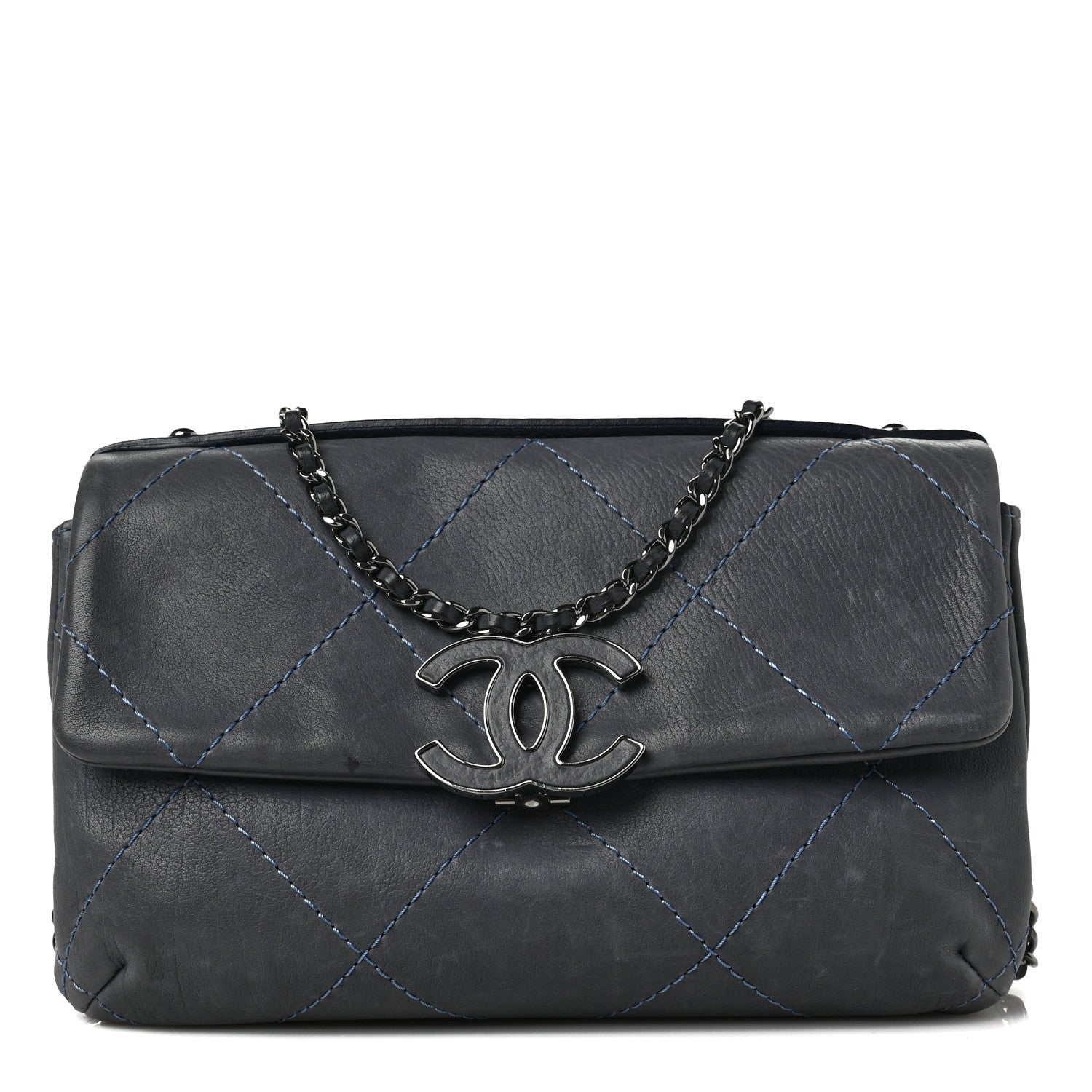 Chanel Washed Calfskin Diamond Stitch Hamptons Clutch With Chain Blue 1 of 8